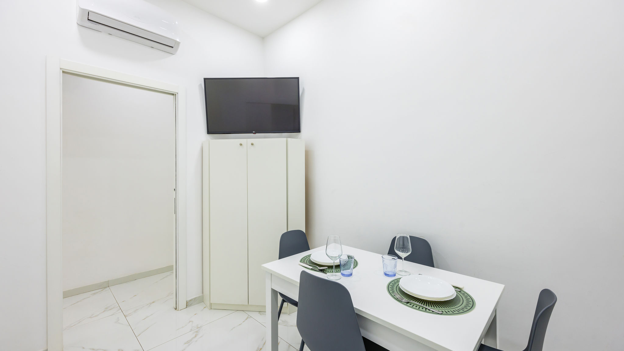 Italianway Napoli Marcellino Comfort House by NapoliApartments