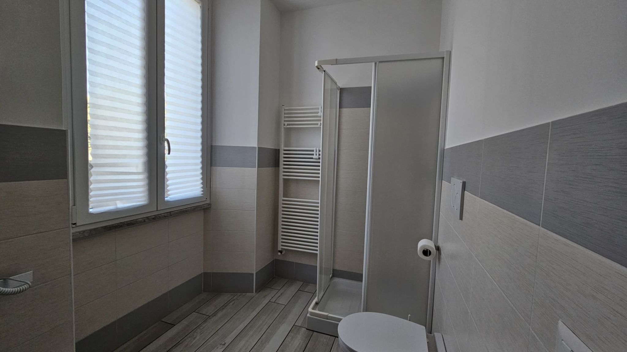 Italianway Civitavecchia Guest House Il Ferroviere - Family Room Bagno Esterno