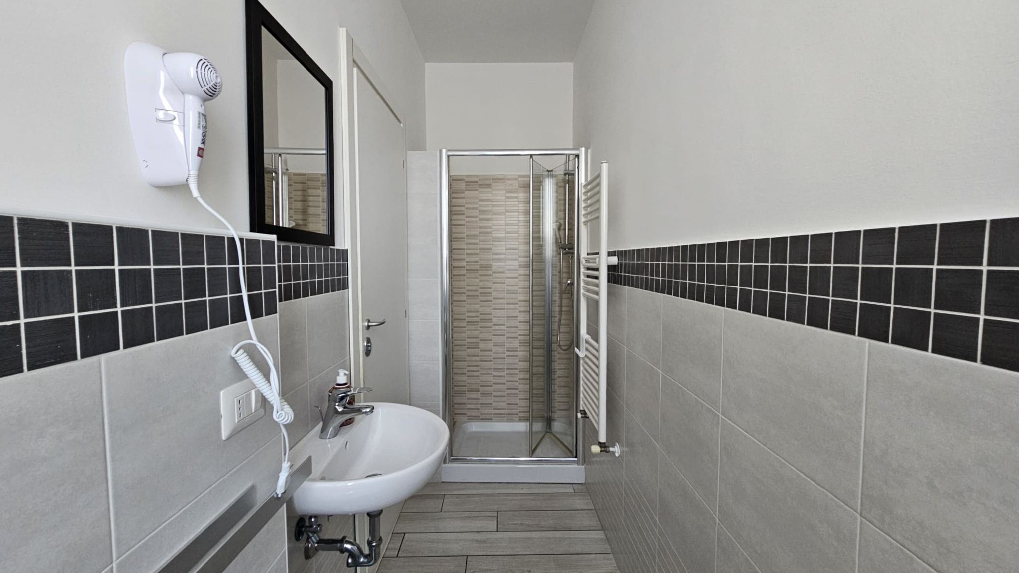 Italianway Civitavecchia Guest House Il Ferroviere - Room 3 Bagno Esterno