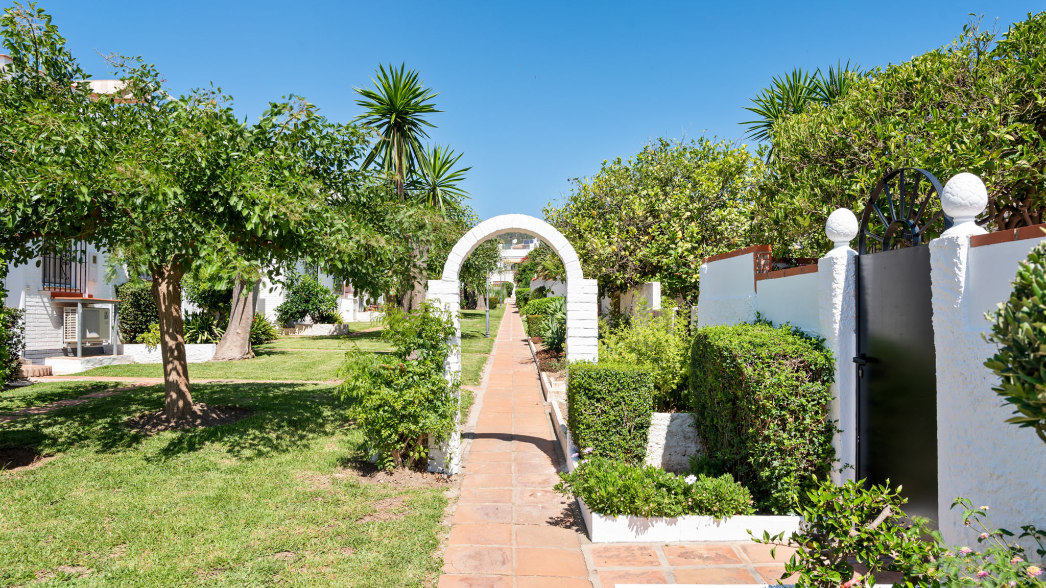 Costarentals Torremolinos Family apartment in Benalmadena with pool by Costarentals - Ref 218