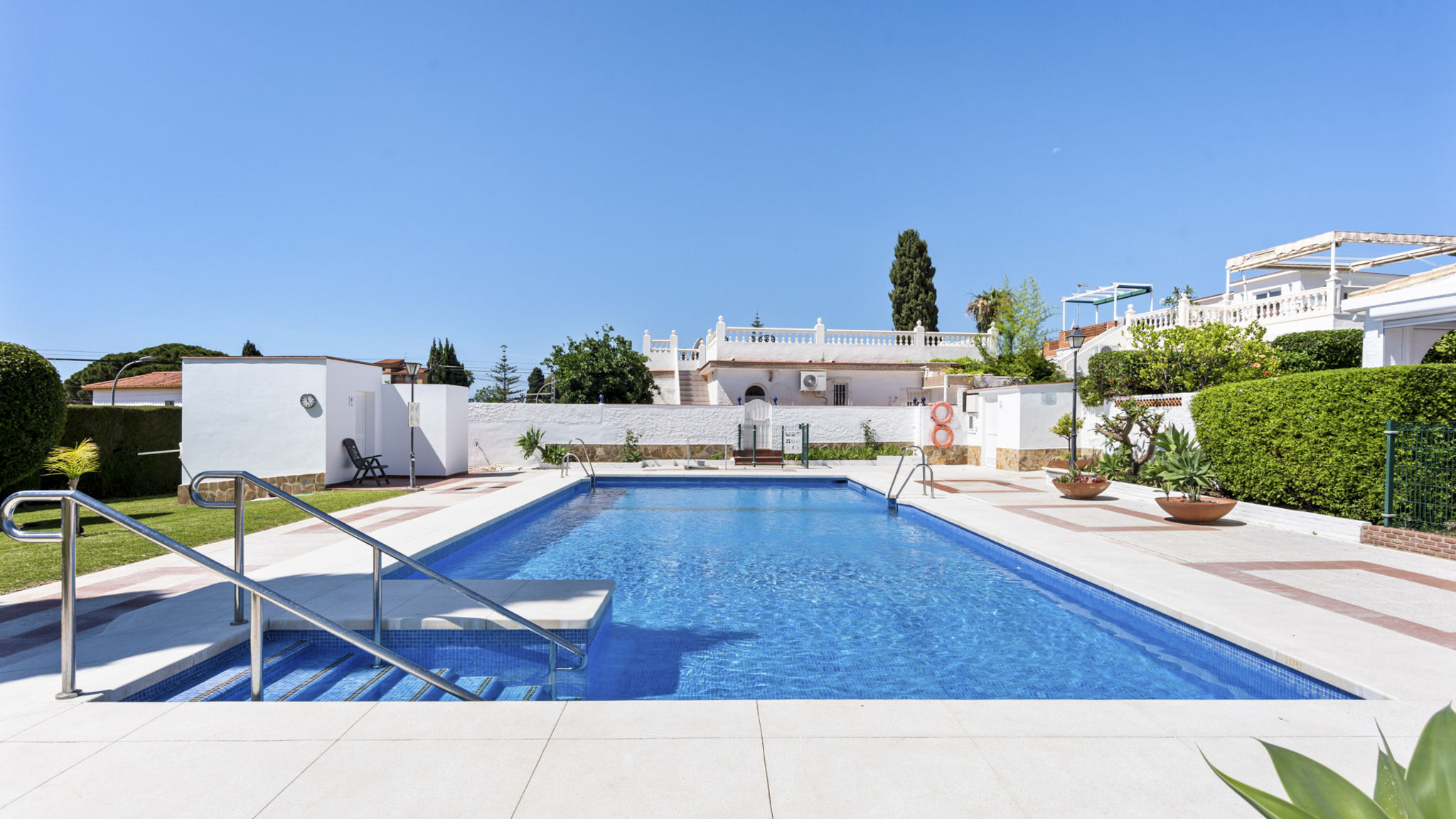 Costarentals Torremolinos Family apartment in Benalmadena with pool by Costarentals - Ref 218