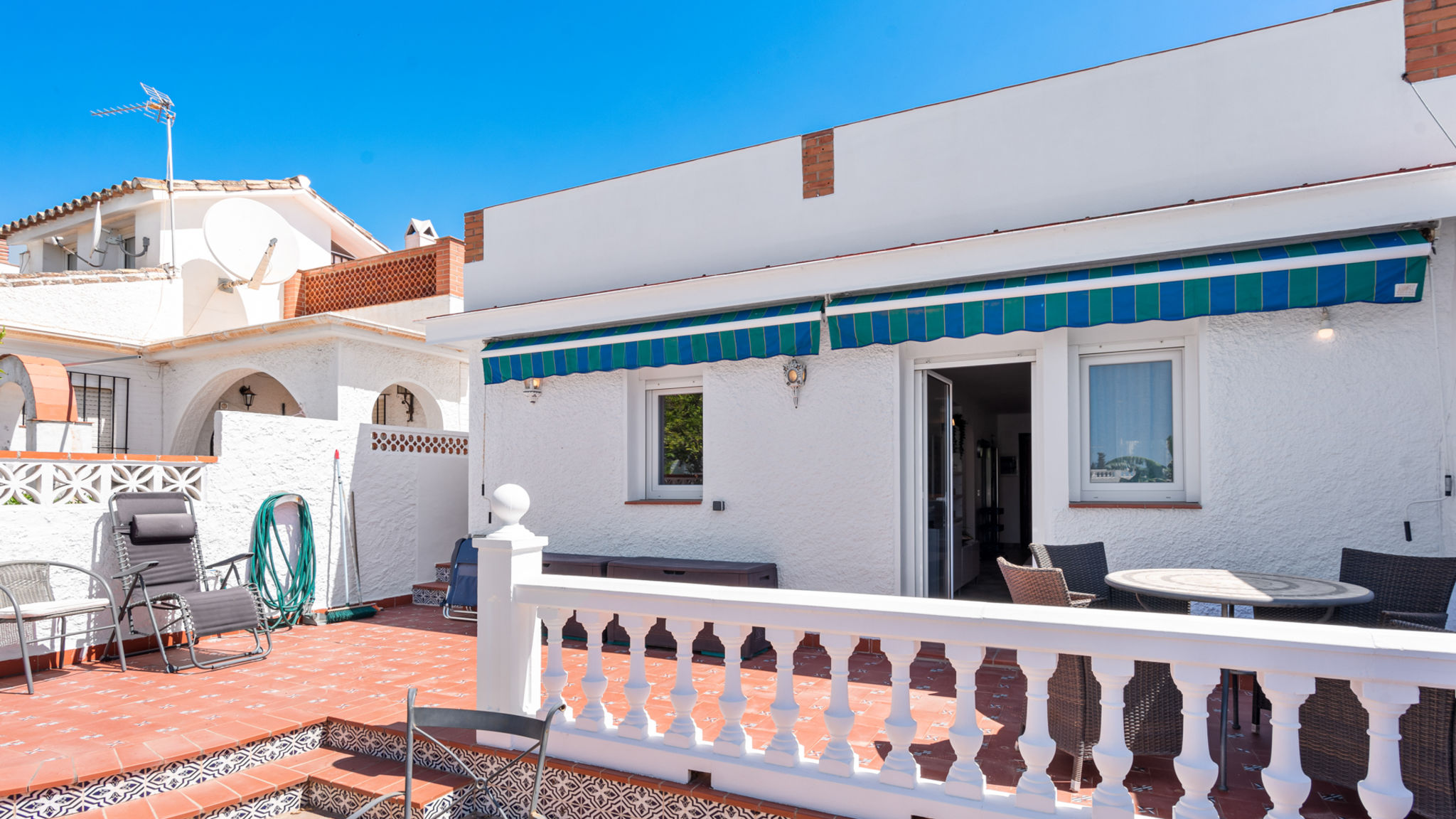 Costarentals Torremolinos Family apartment in Benalmadena with pool by Costarentals - Ref 218