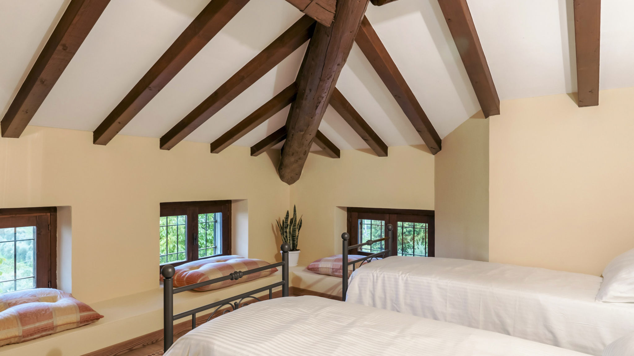 Italianway Salò Tenuta Navelli 12+2