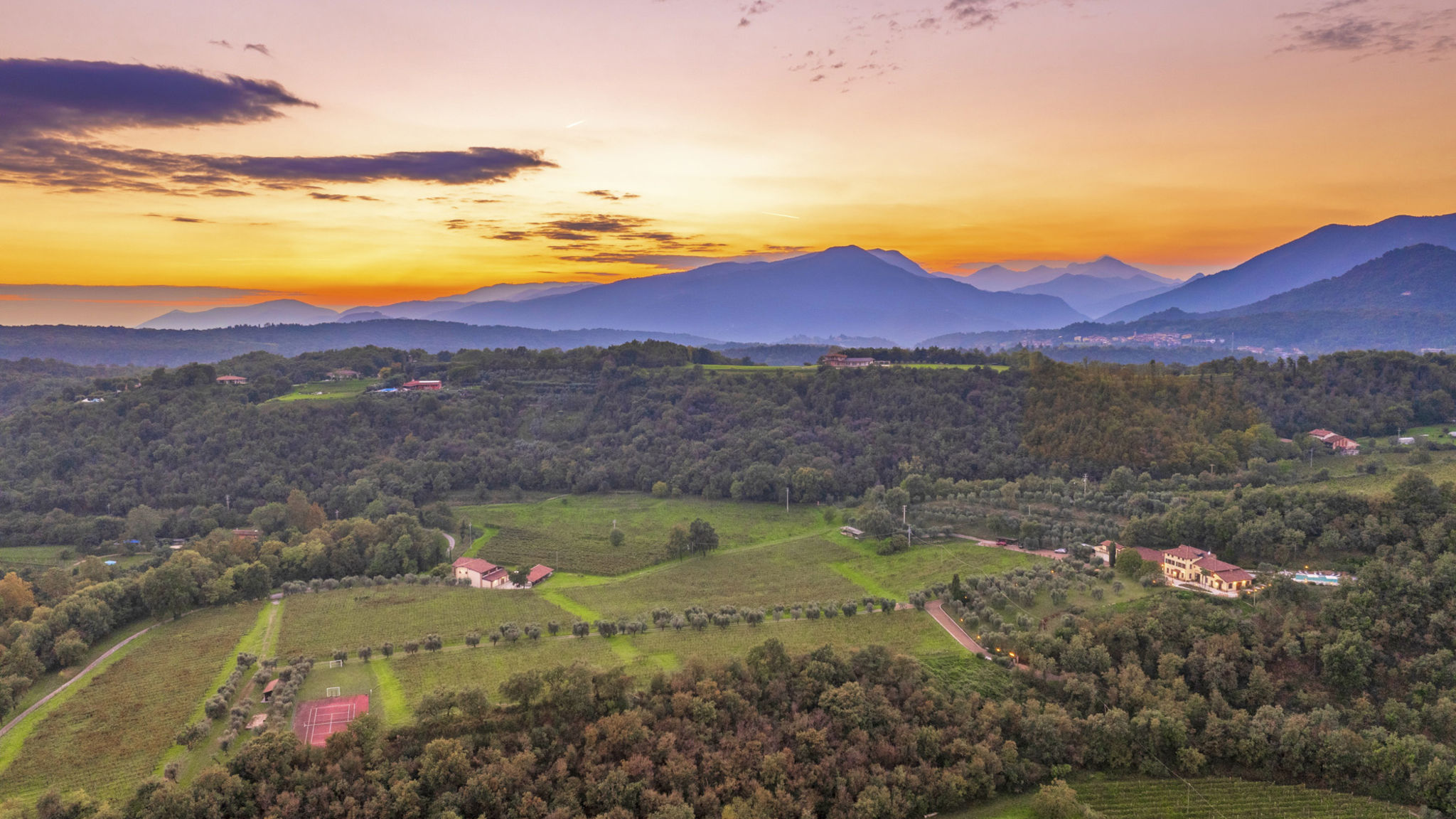 Italianway Salò Tenuta Navelli 12+2