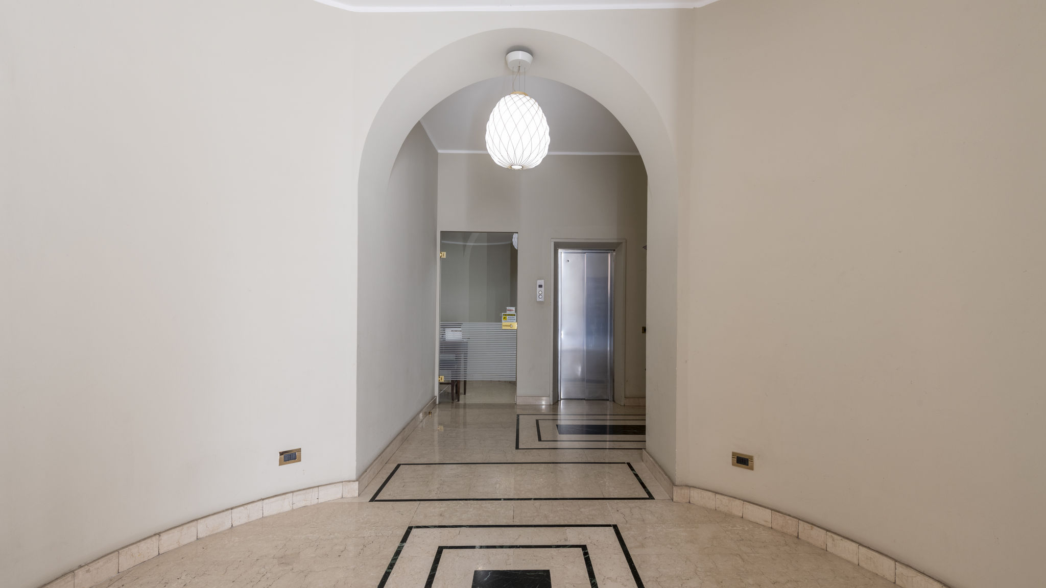 Italianway Milano San Babila luxury Suite - 7Sundays