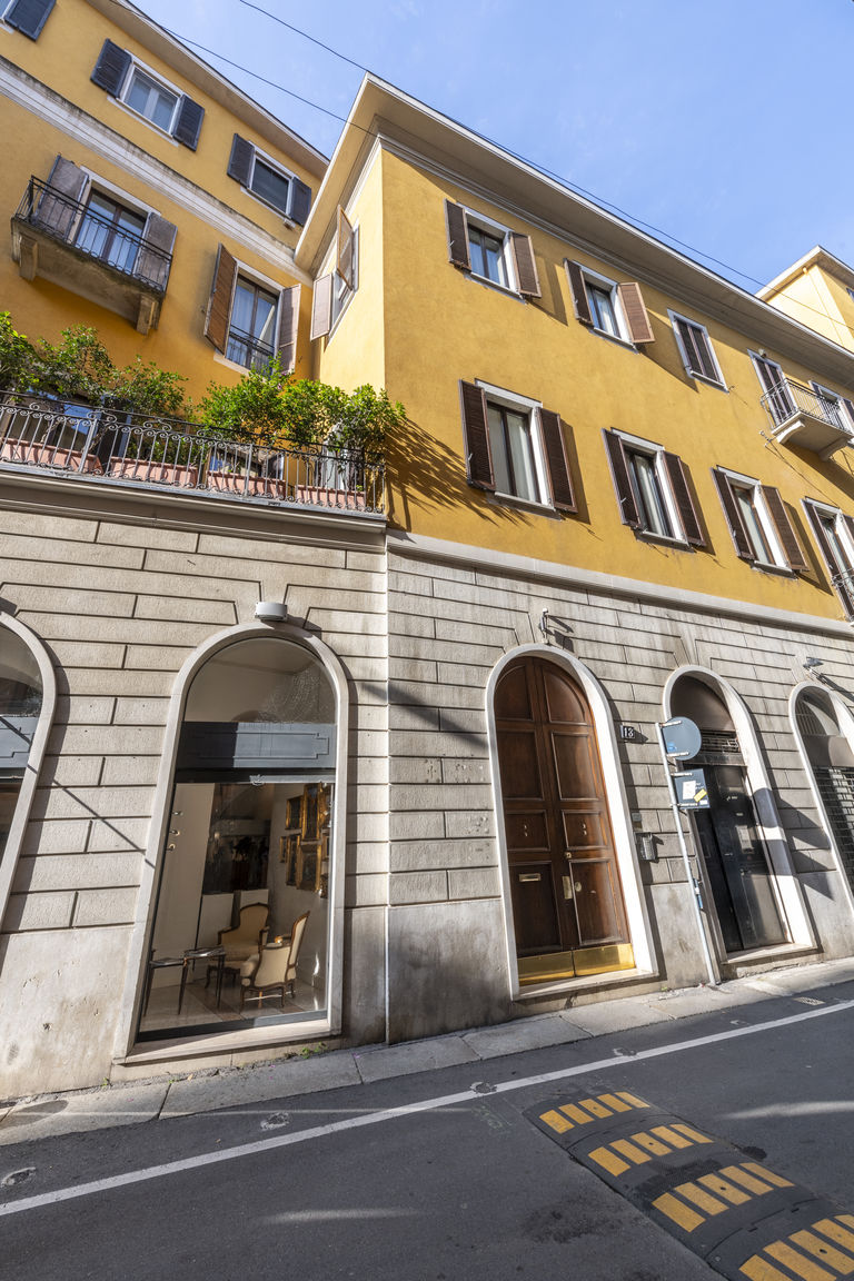 Italianway Milano San Babila luxury Suite - 7Sundays