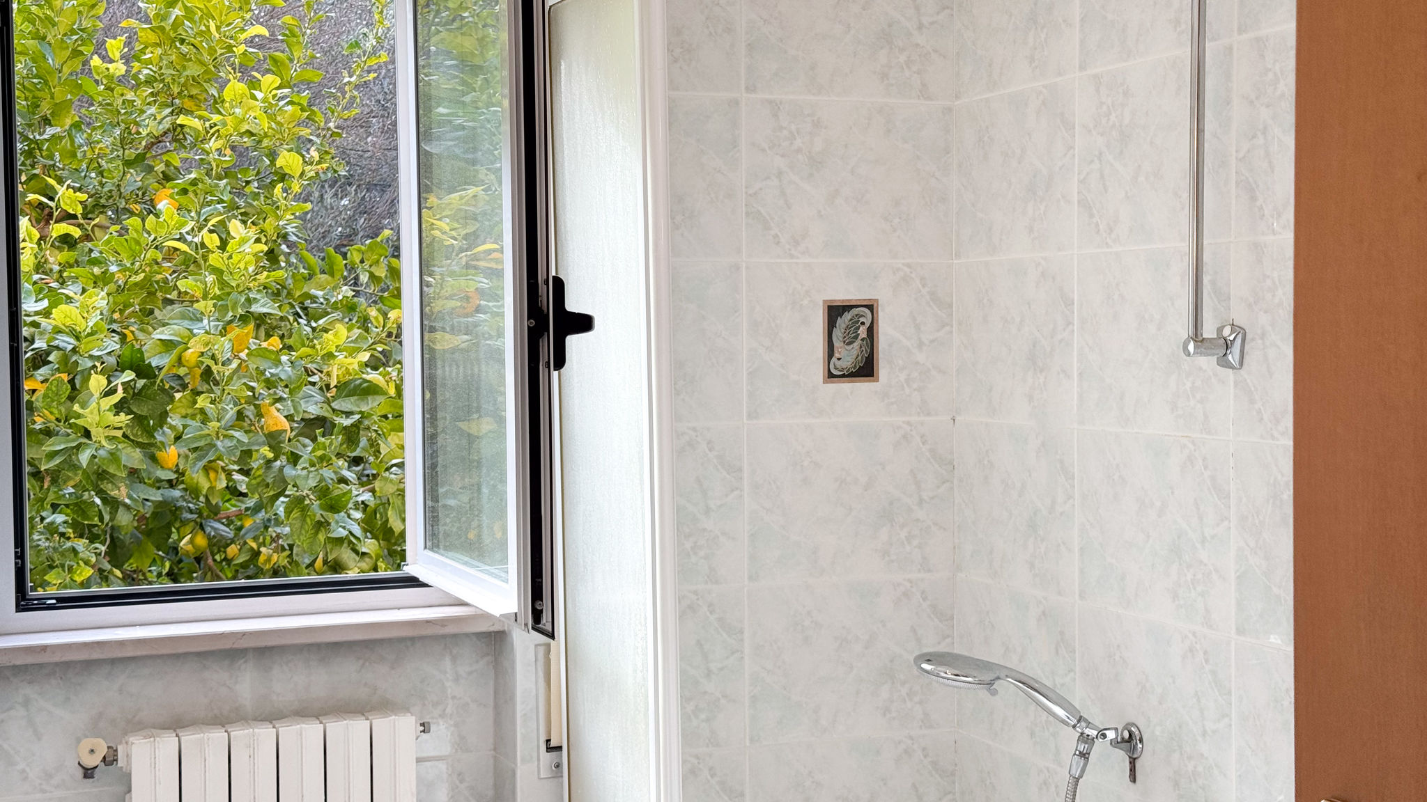 Italianway San Vito Chietino Mare, Monti e Limoni