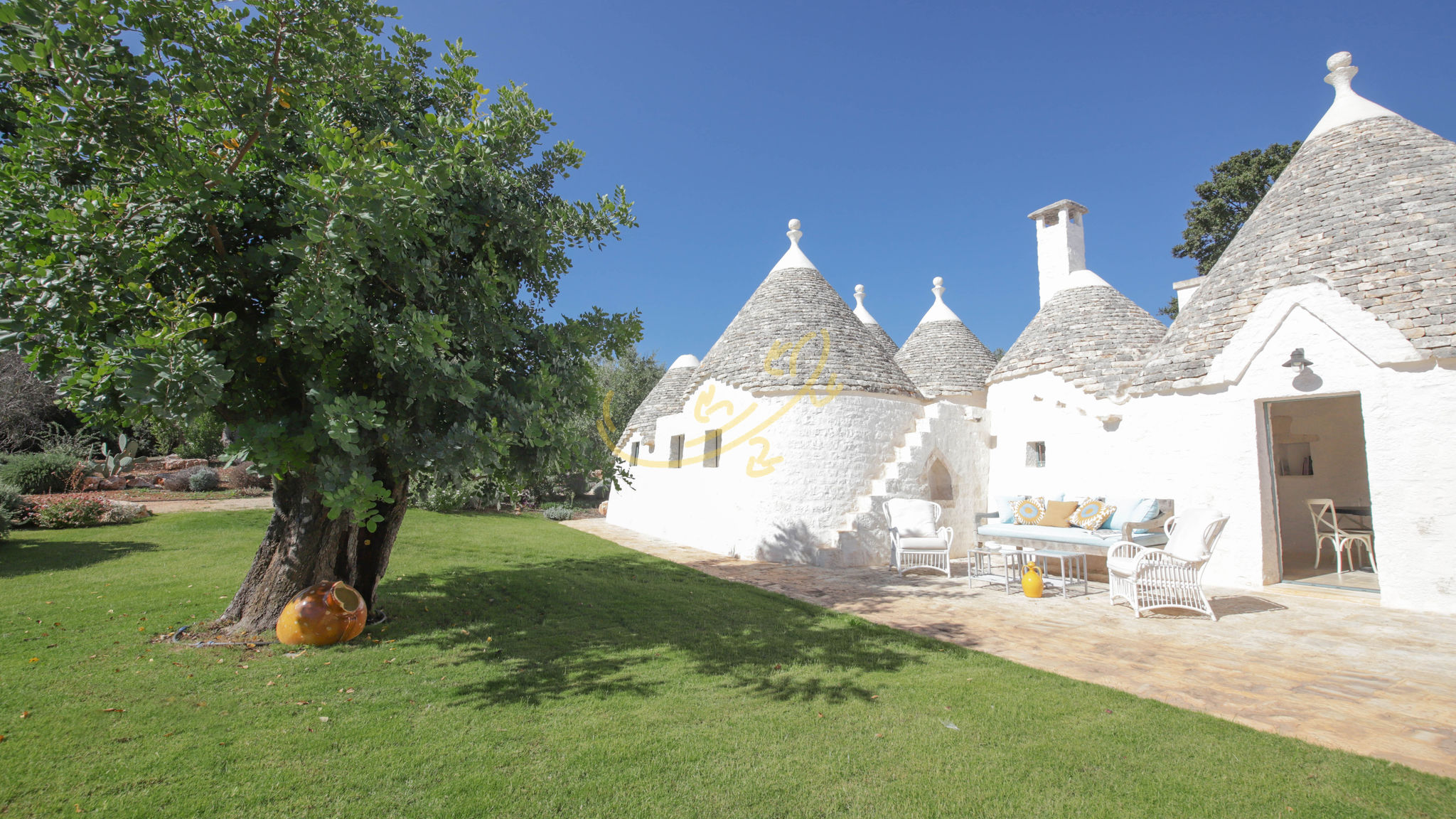 TD Trulli Pietra Rossa Luxury Trulli with Pool