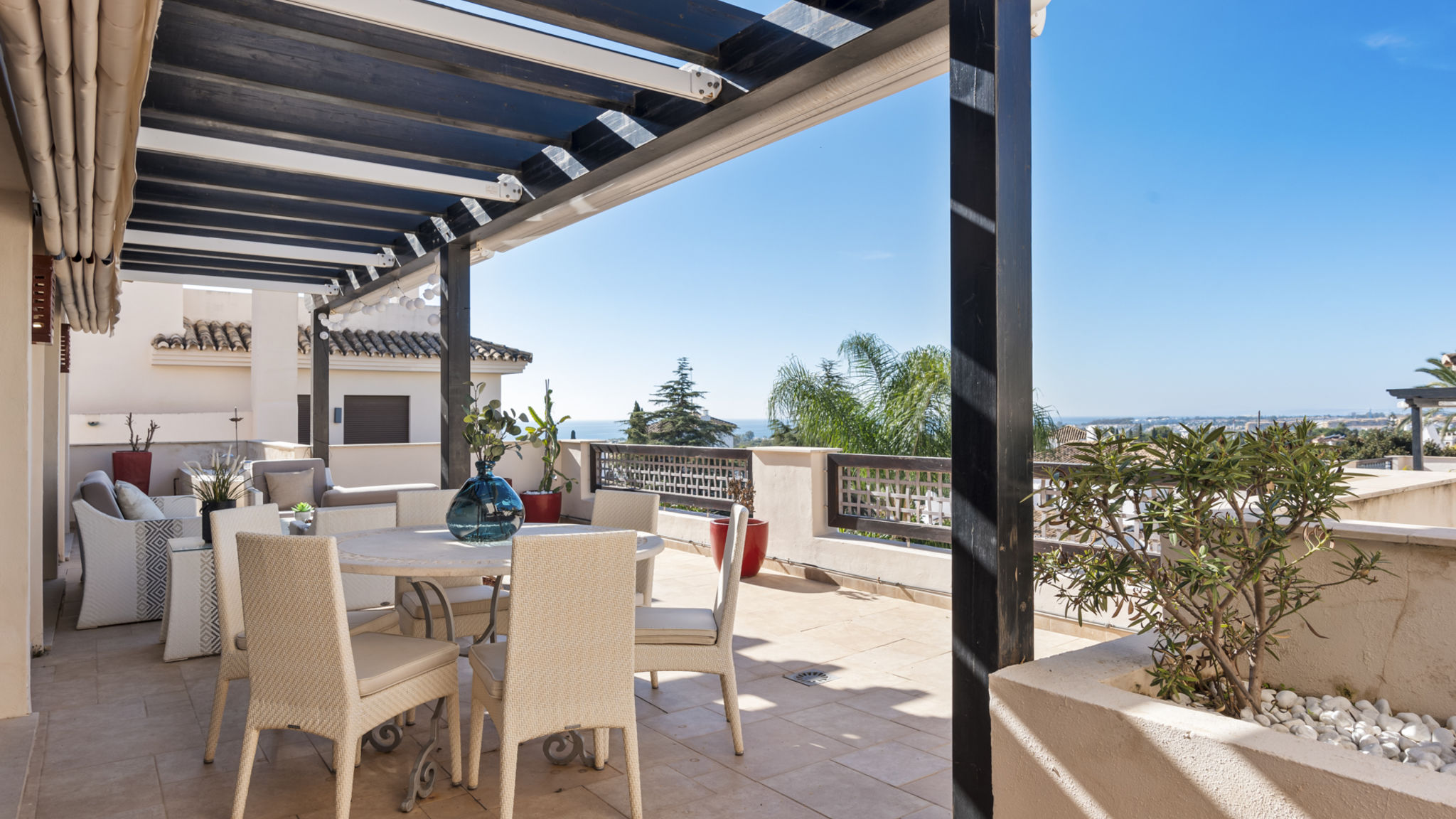 Costarentals Marbella Stylish apartment with pool in Marbella by Costarentals - Ref M51