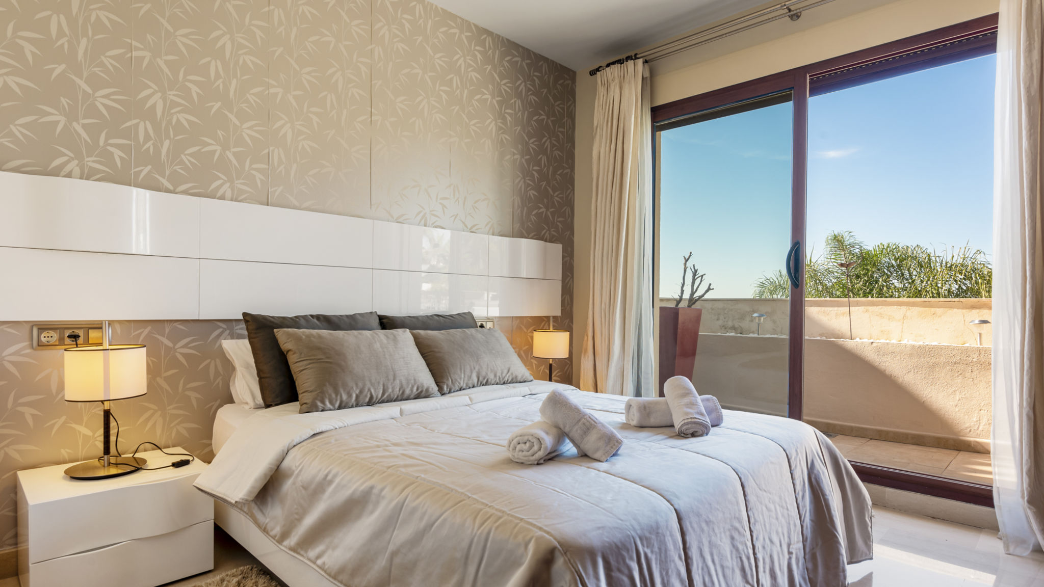 Costarentals Marbella Stylish apartment with pool in Marbella by Costarentals - Ref M51