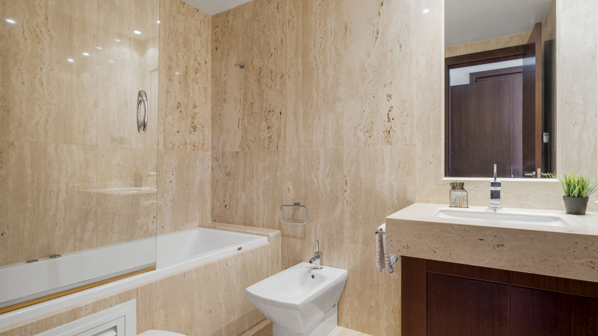 Costarentals Marbella Stylish apartment with pool in Marbella by Costarentals - Ref M51