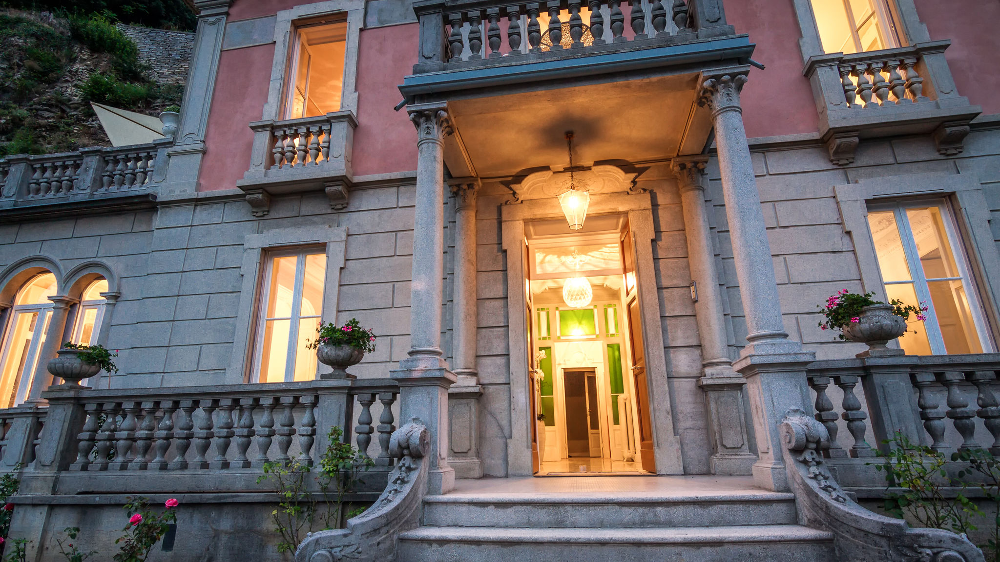 Italianway Moltrasio Villa Primavera by My Villa Collection 