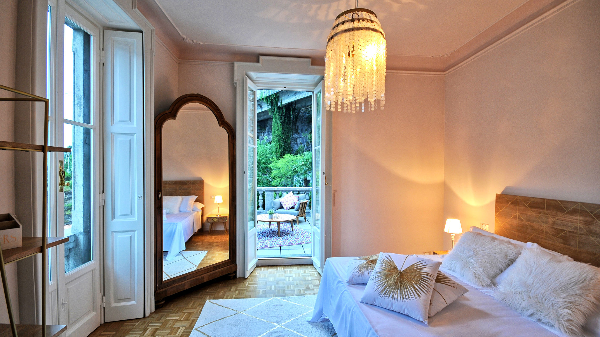 Italianway Moltrasio Villa Primavera by My Villa Collection 