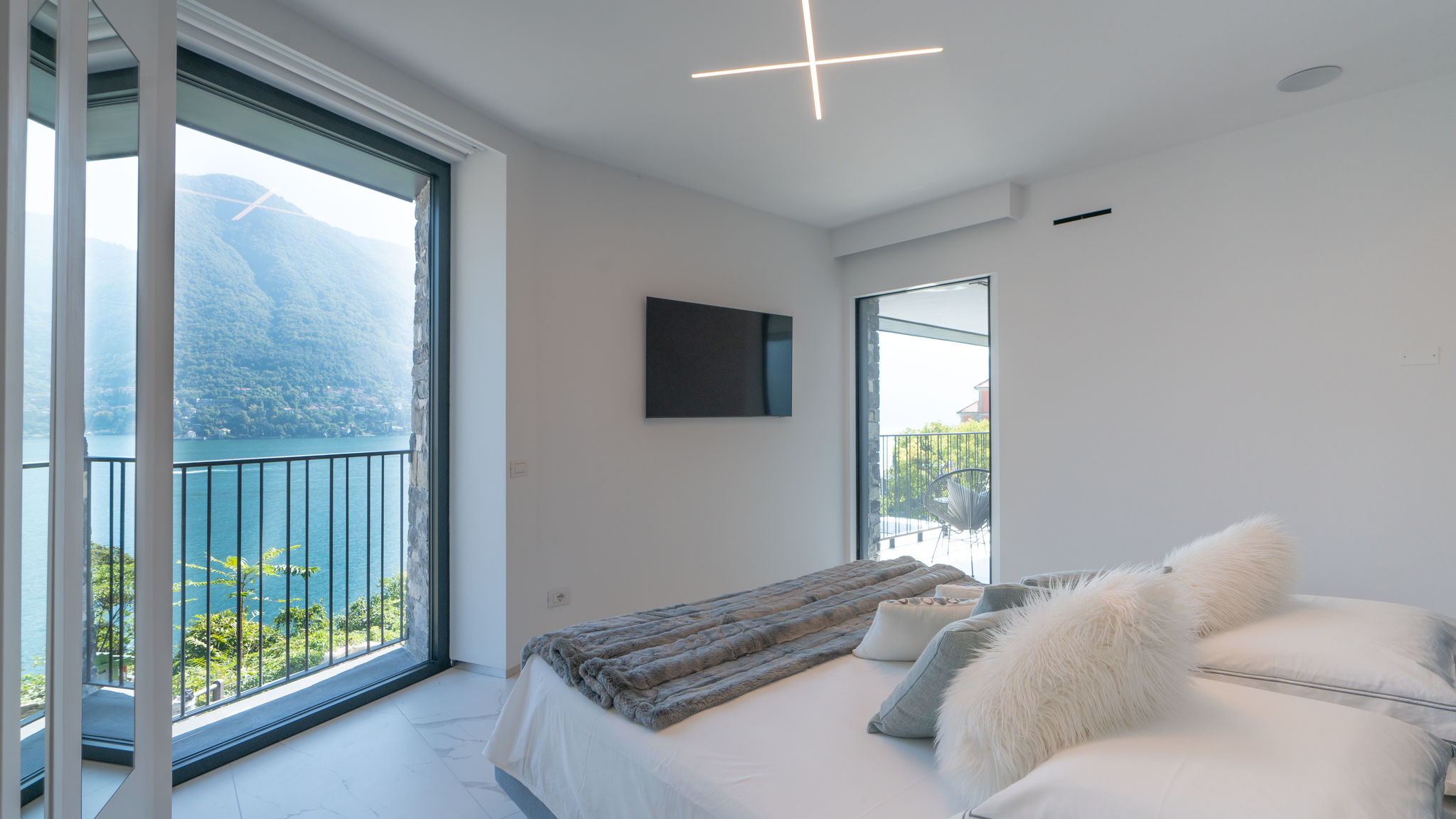 Italianway Moltrasio Villa Primavera by My Villa Collection 