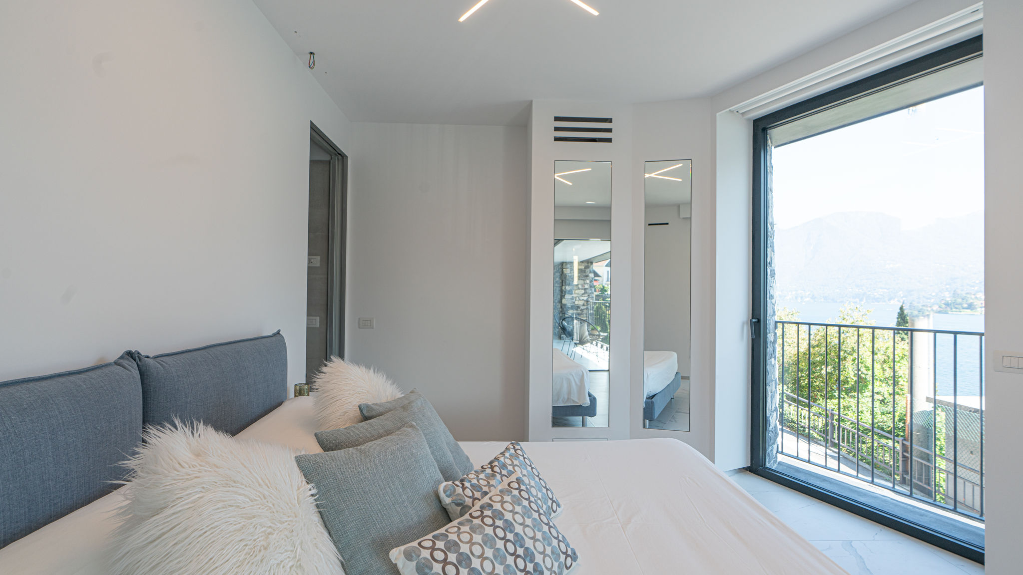 Italianway Moltrasio Villa Primavera by My Villa Collection 