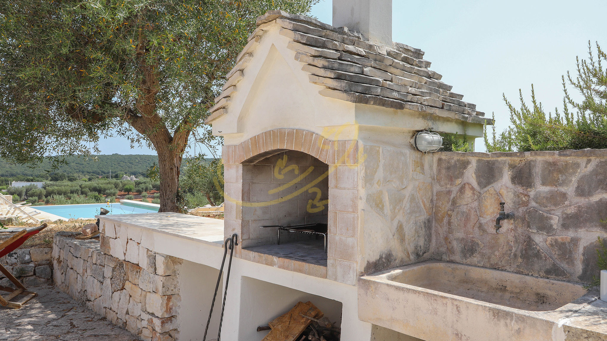 Trulli e Dimore Property Management Monopoli TD Trulli Terralta Panoramic Pool Over Countryside