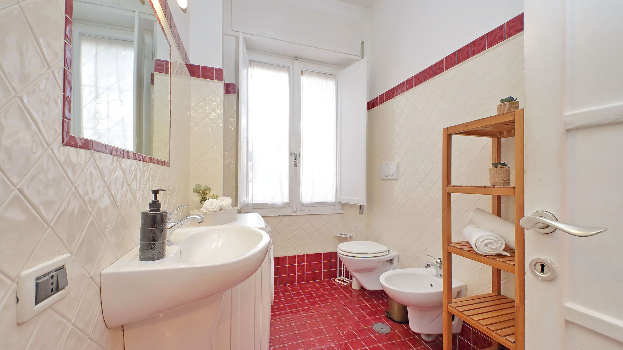 Italianway Roma San Pietro's Flat by Domus&Dimore