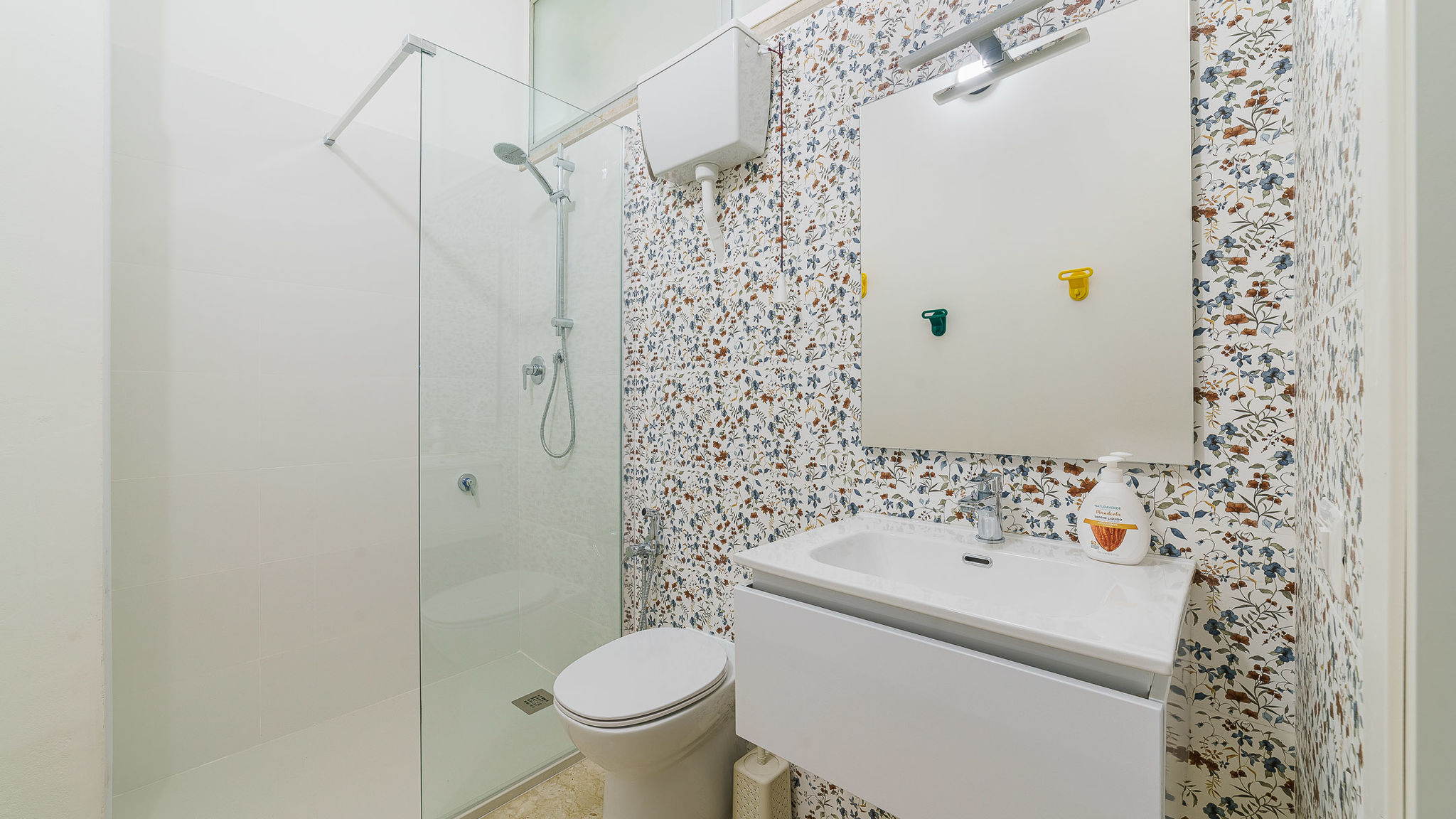Family Apartment Cheap & Chique