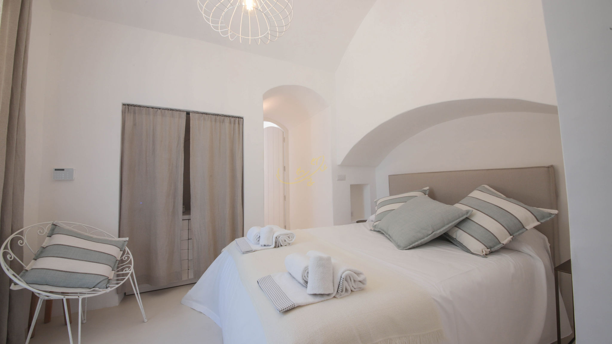 Trulli e Dimore Property Management Ostuni TD Lamiamola Stylish Trulli & Lamie with Pool