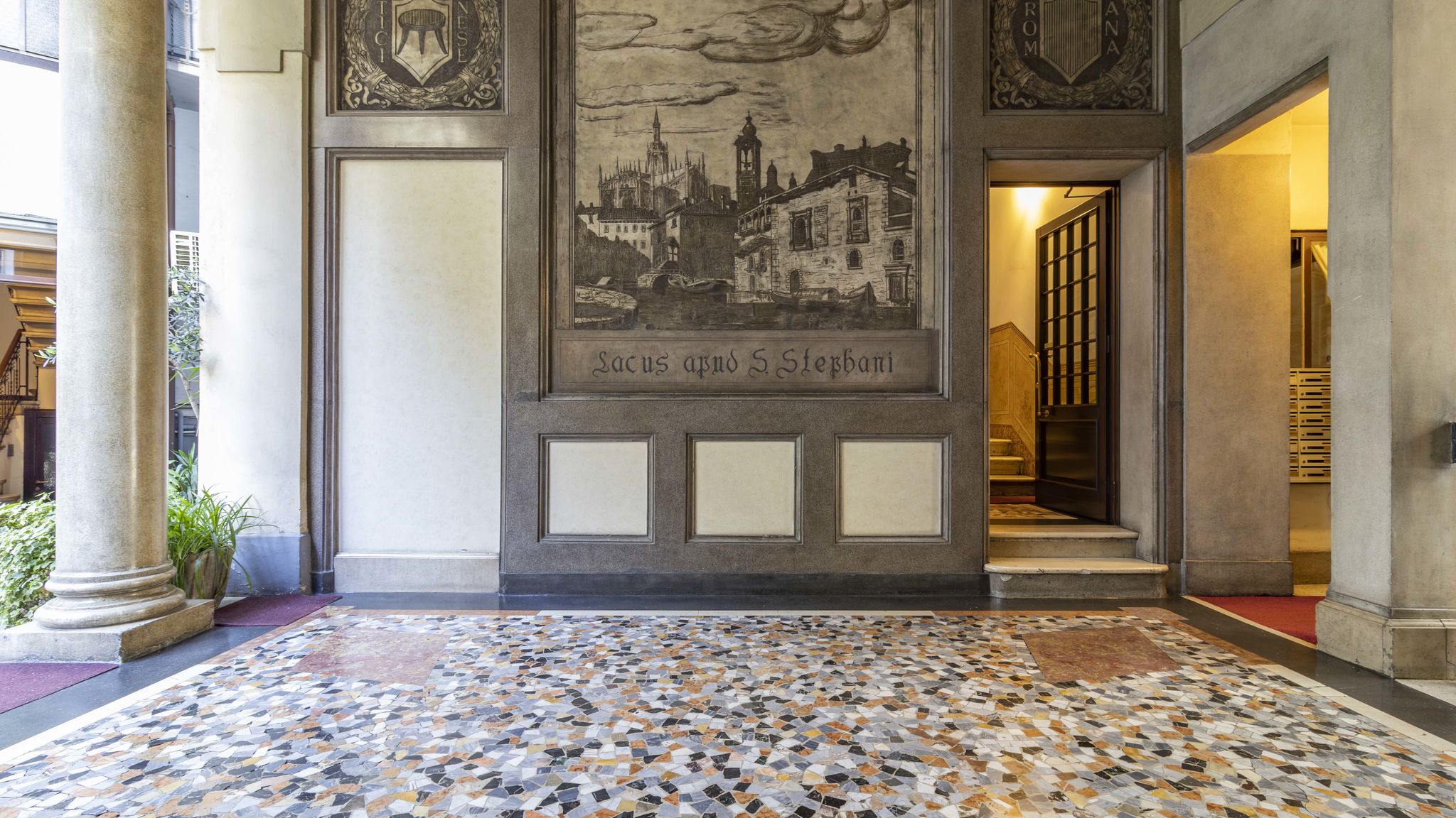 Italianway Milano Stradivarius House