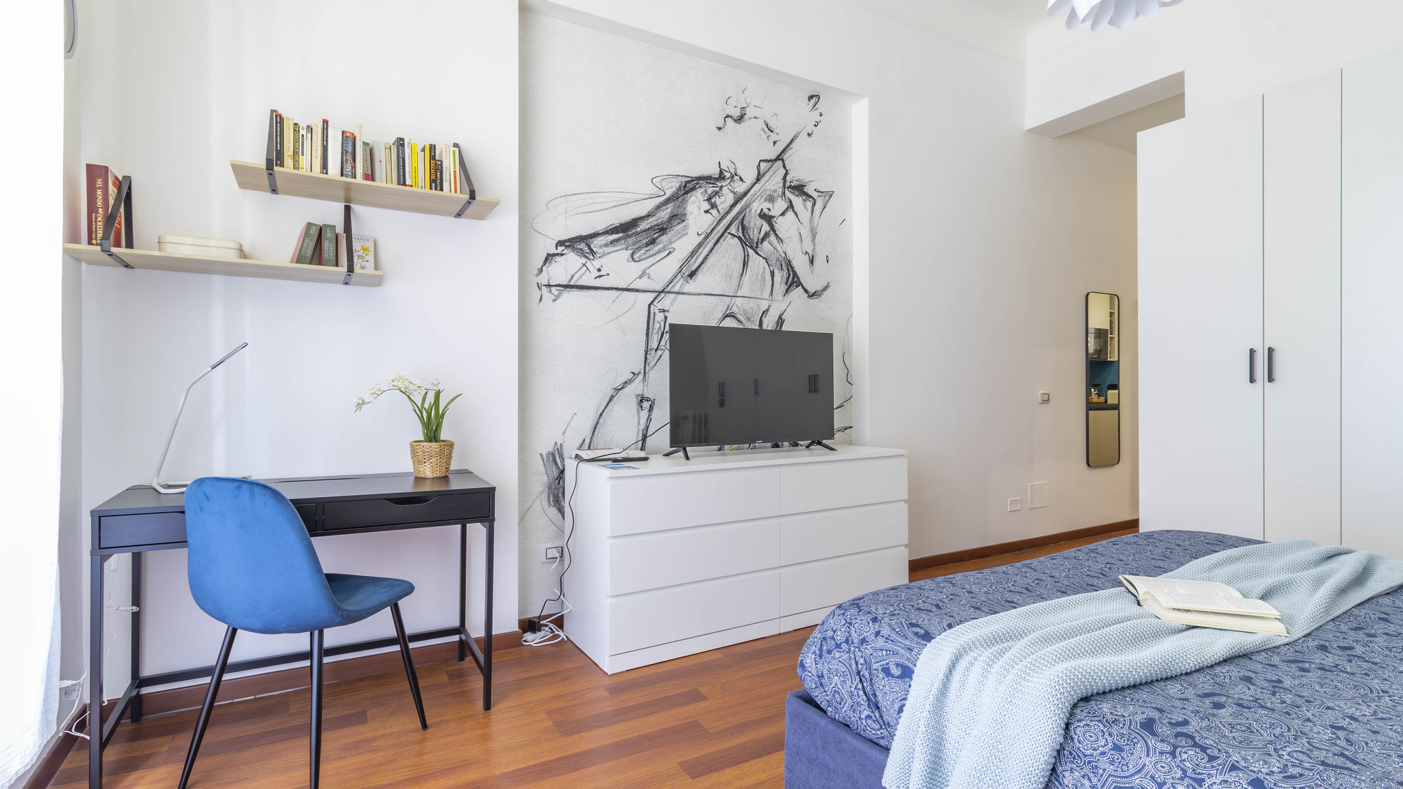 Italianway Milano Stradivarius House