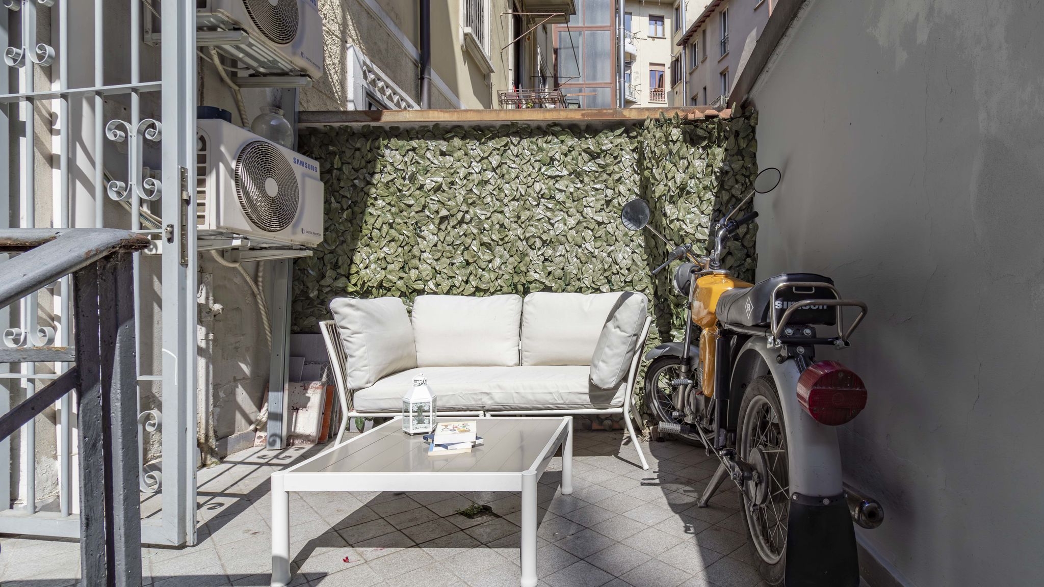 Italianway Milano Stradivarius House