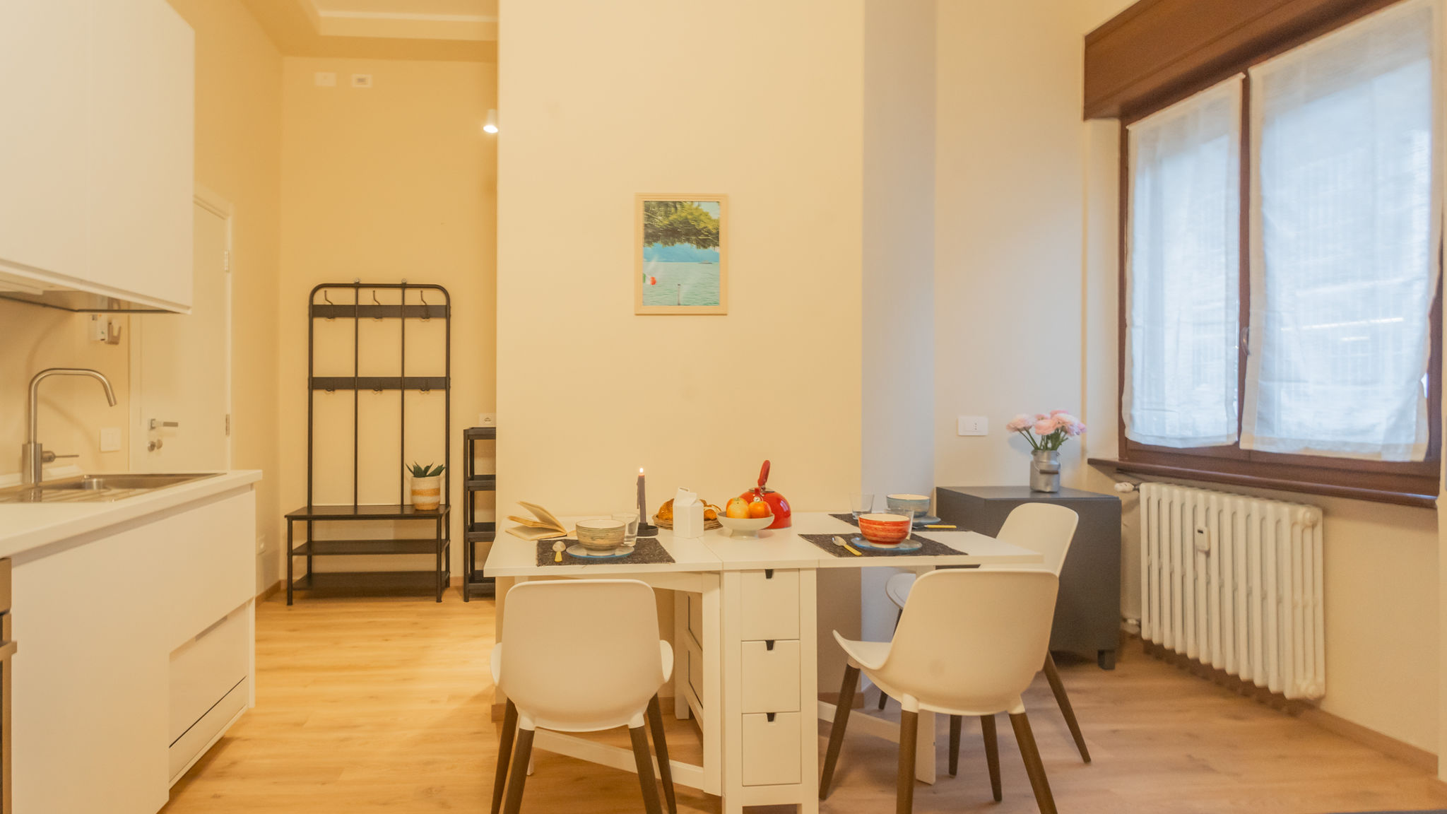 RentAllComo Como Breva Apartment nearby Como S.G. Train Station