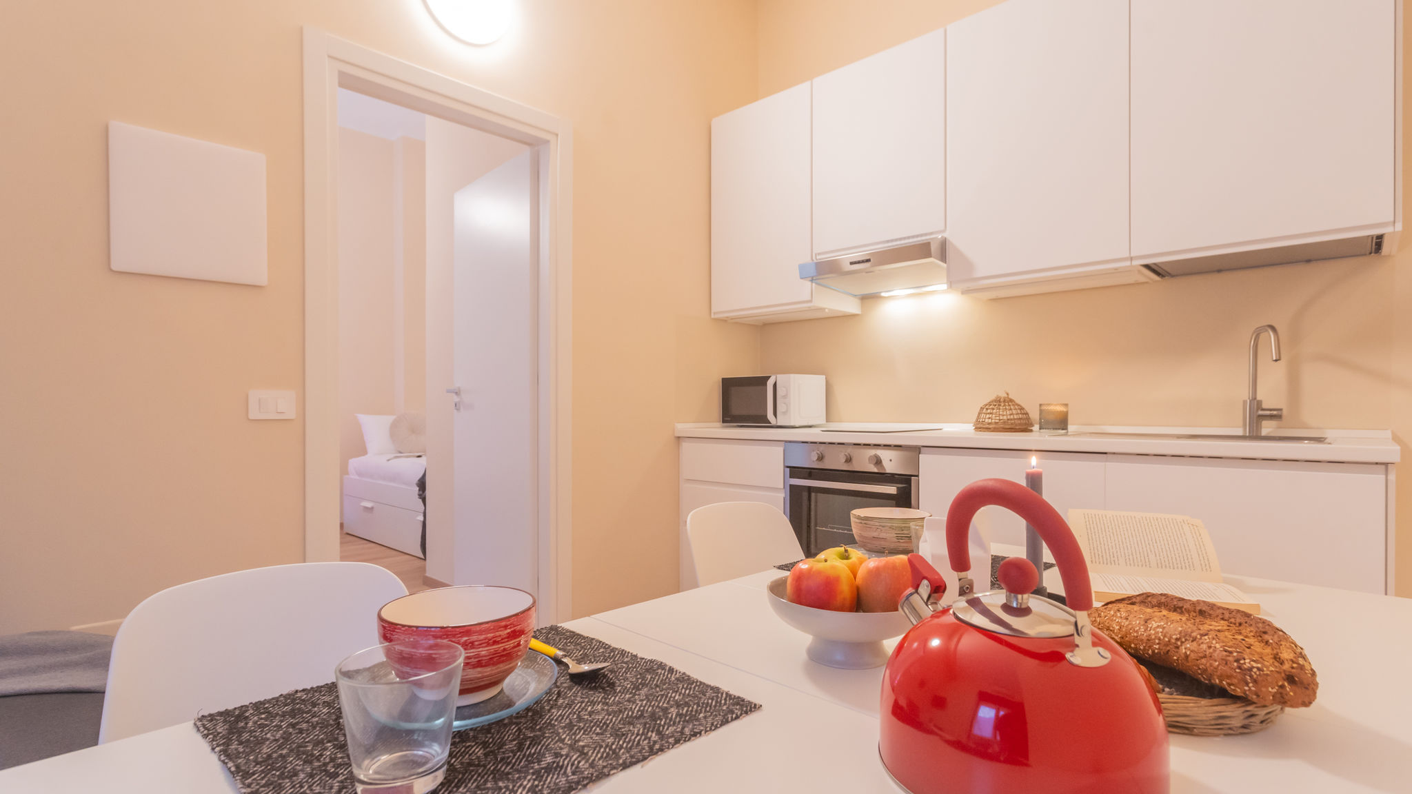 RentAllComo Como Breva Apartment nearby Como S.G. Train Station