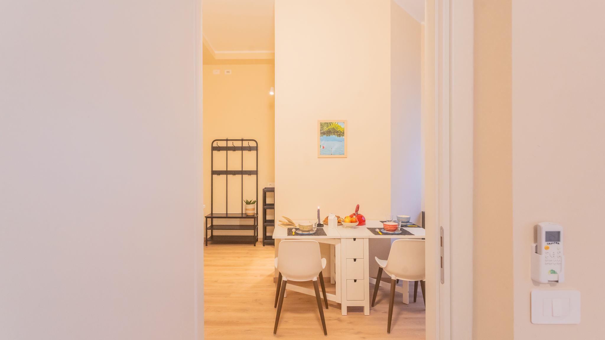 RentAllComo Como Breva Apartment nearby Como S.G. Train Station