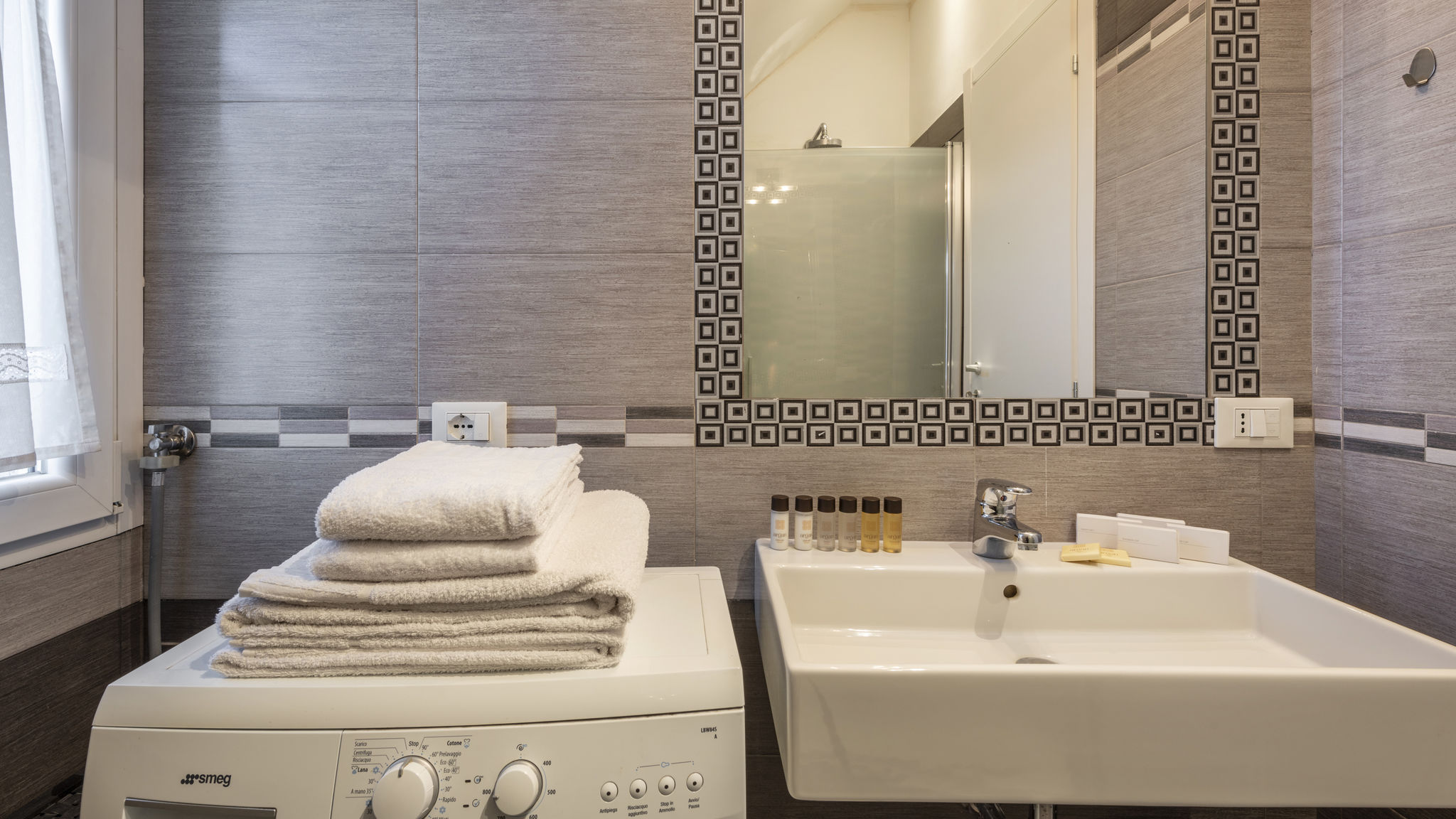 Italianway Milano Luxury Suite Piola - 7Sundays
