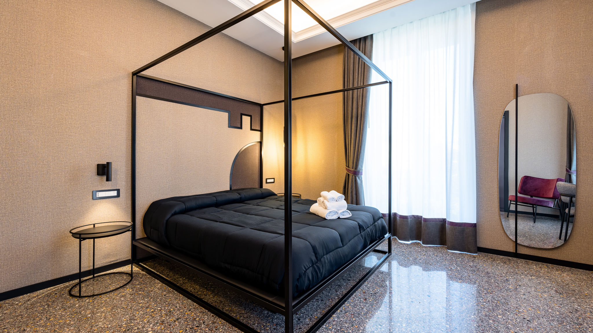 Napoliapartments.it (per Apt commercializzati) Napoli Capuana15 - Grigio Vesuvio