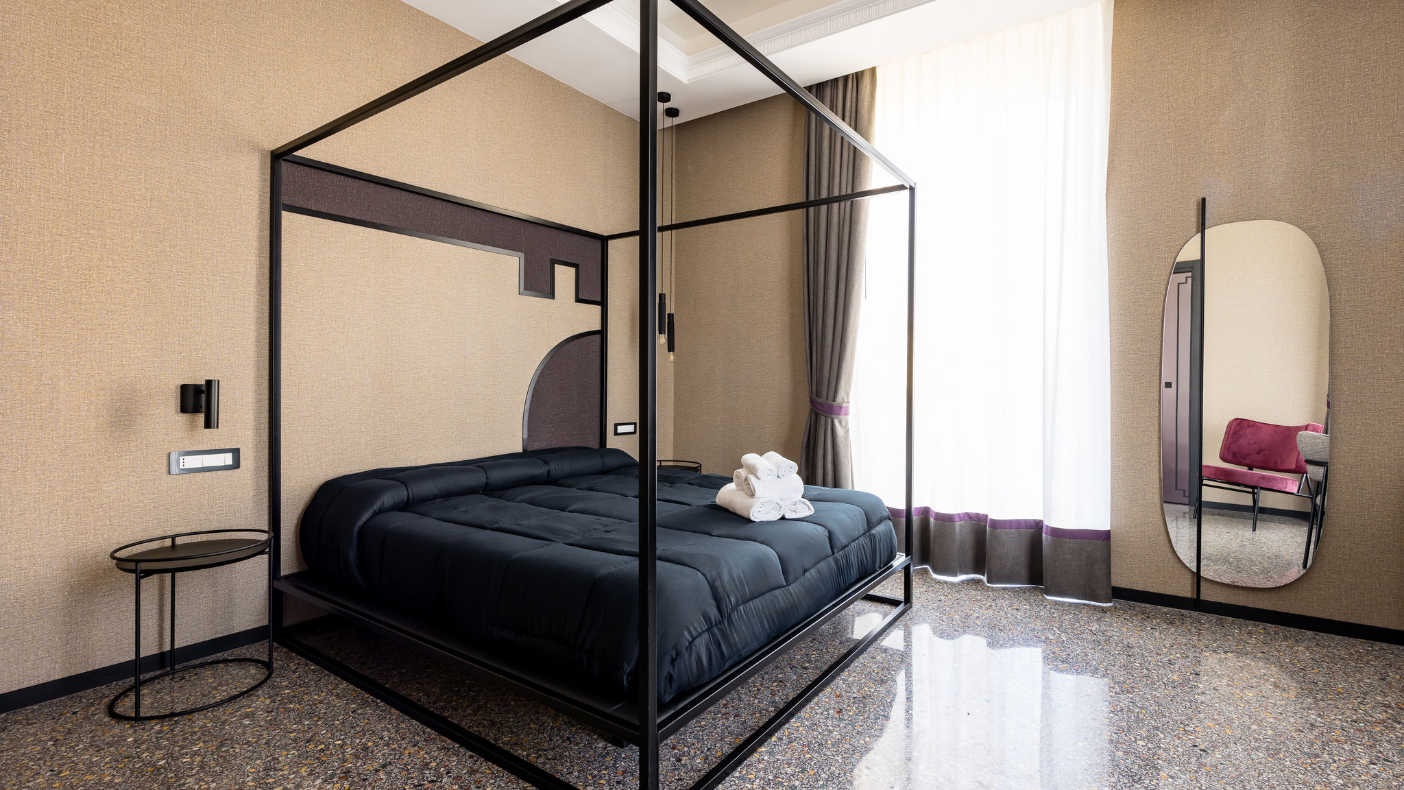 Napoliapartments.it (per Apt commercializzati) Napoli Capuana15 - Grigio Vesuvio