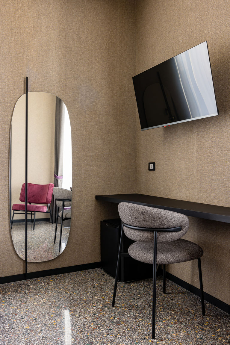 Napoliapartments.it (per Apt commercializzati) Napoli Capuana15 - Grigio Vesuvio