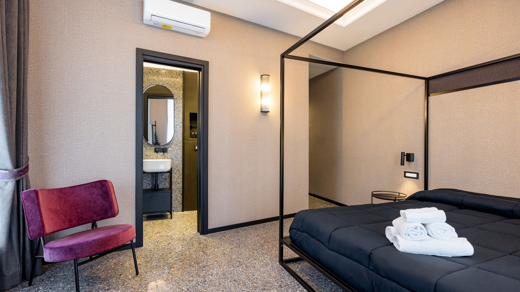Napoliapartments.it (per Apt commercializzati) Napoli Capuana15 - Grigio Vesuvio