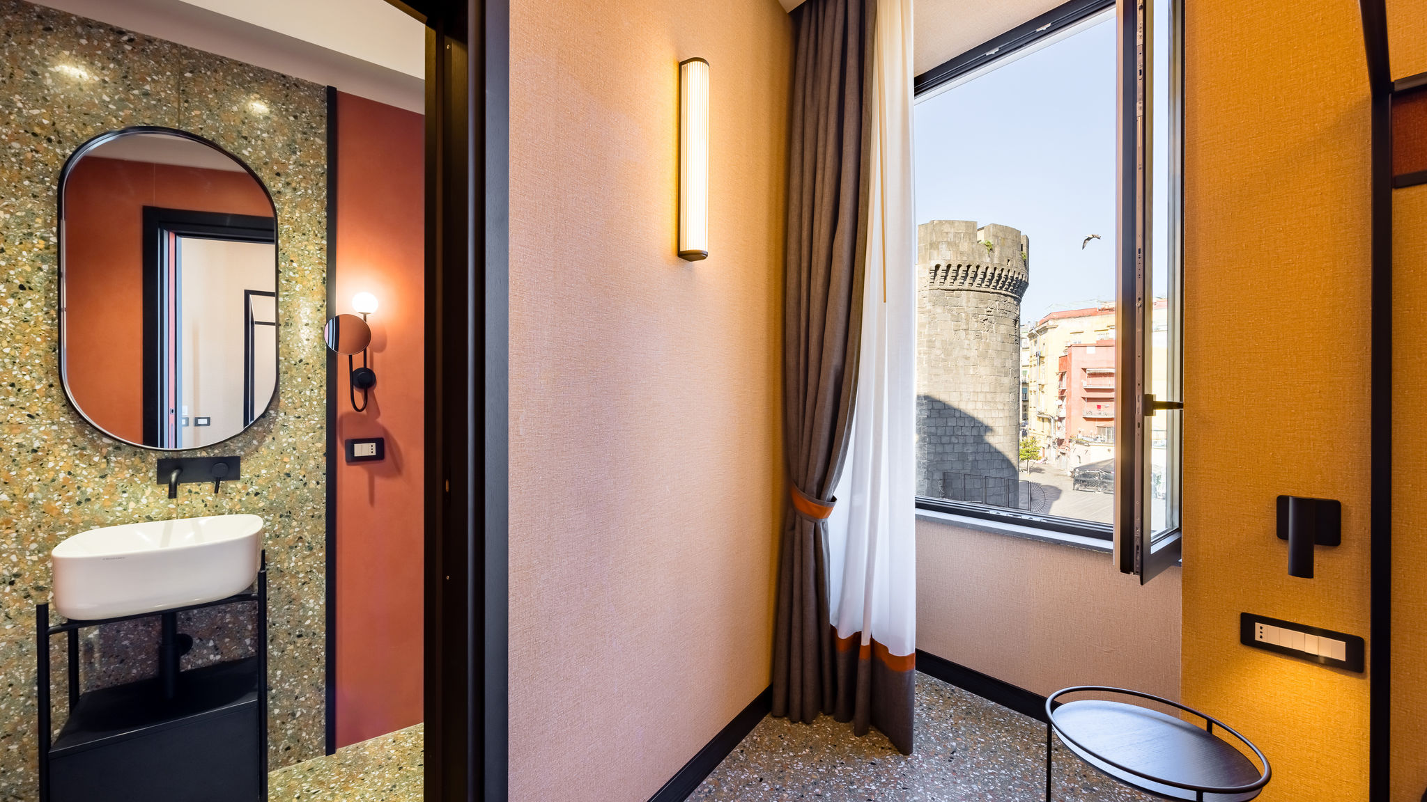 Napoliapartments.it (per Apt commercializzati) Napoli Capuana15 - Rosso Pompei