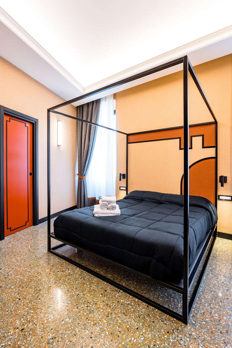 Napoliapartments.it (per Apt commercializzati) Napoli Capuana15 - Rosso Pompei
