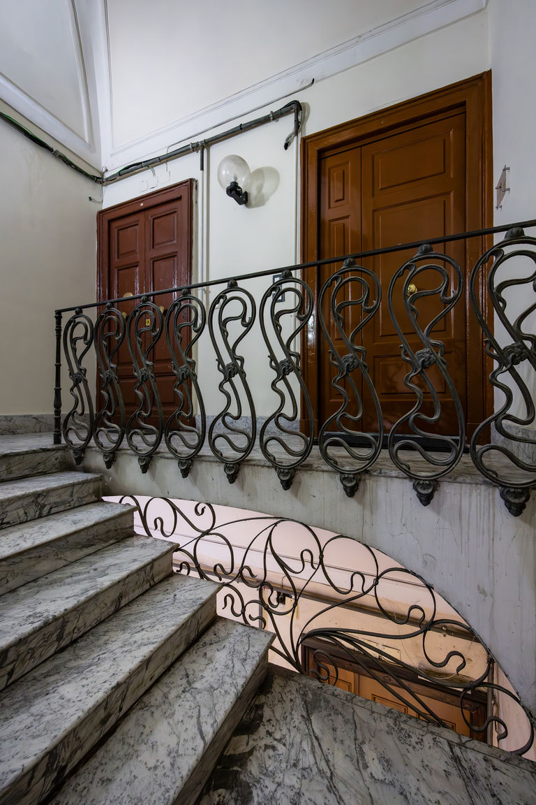Napoliapartments.it (per Apt commercializzati) Napoli Capuana15 - Grigio Vesuvio