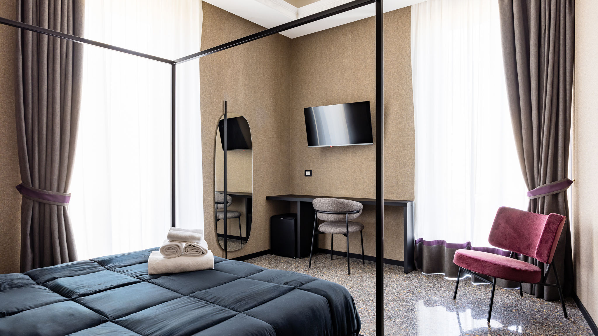 Napoliapartments.it (per Apt commercializzati) Napoli Capuana15 - Grigio Vesuvio