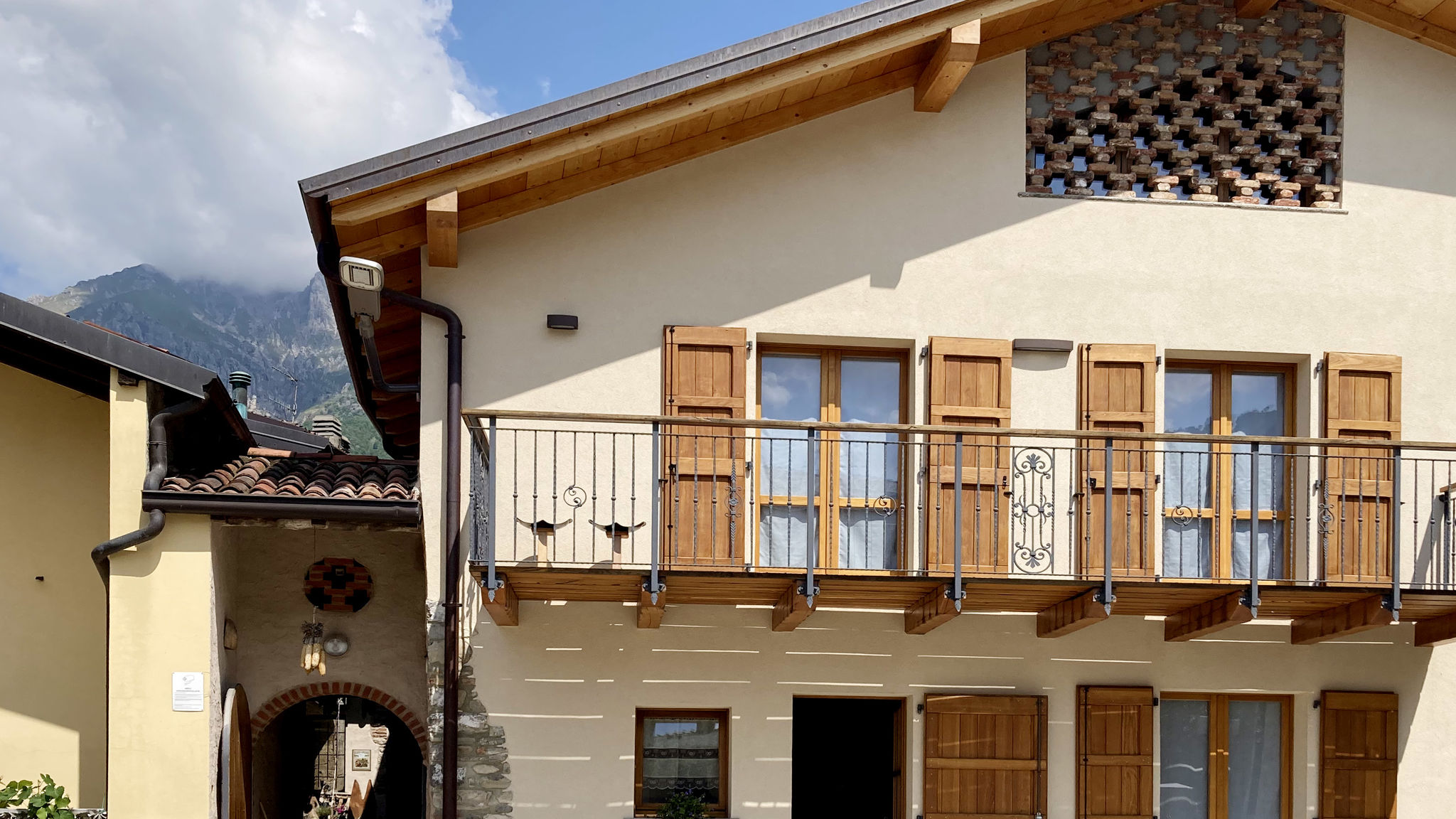 Italianway Ballabio Ballabio Lake - Rustic Chic Retreat