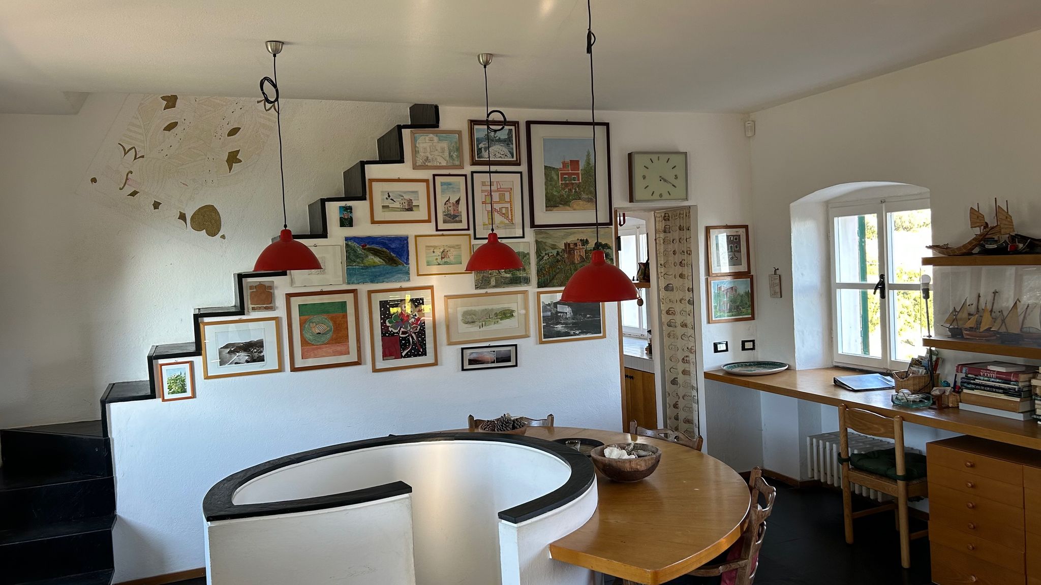 Italianway Monterosso al Mare Historical Villa 'The Birdhouse' with Garden and Views