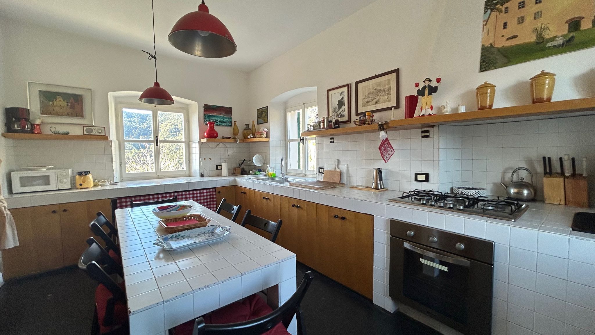 Italianway Monterosso al Mare Historical Villa 'The Birdhouse' with Garden and Views