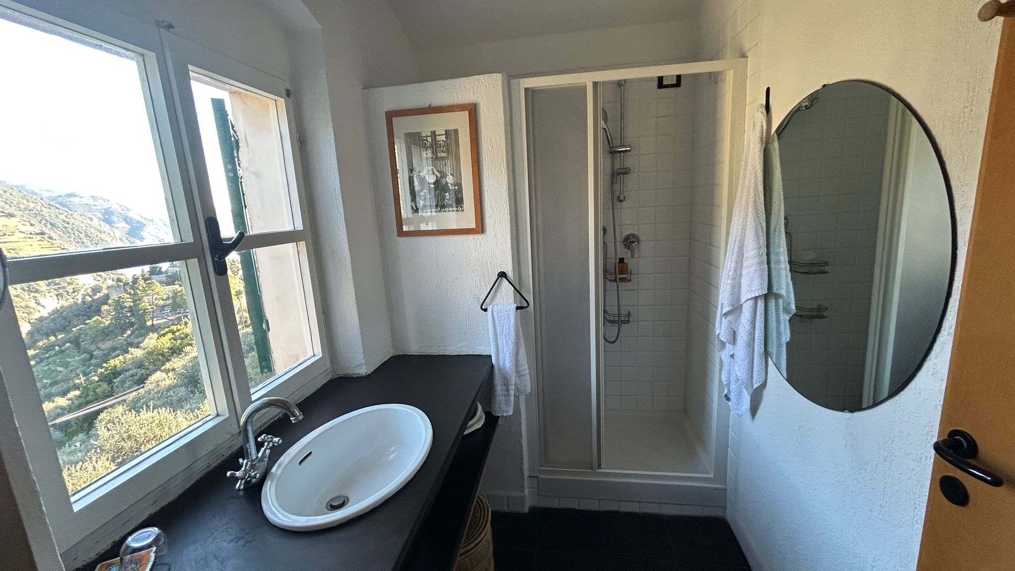 Italianway Monterosso al Mare Historical Villa 'The Birdhouse' with Garden and Views