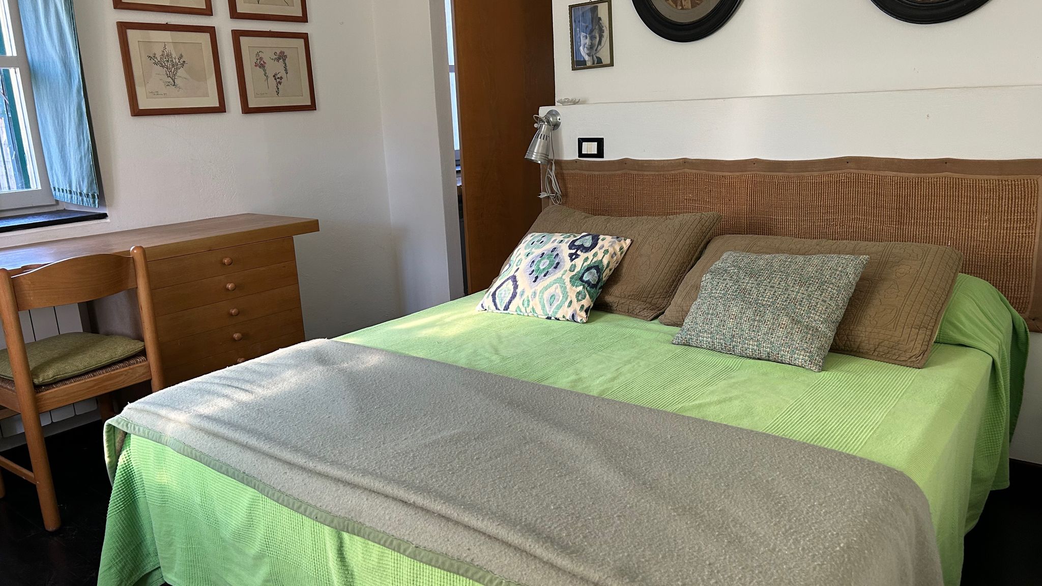 Italianway Monterosso al Mare Historical Villa 'The Birdhouse' with Garden and Views