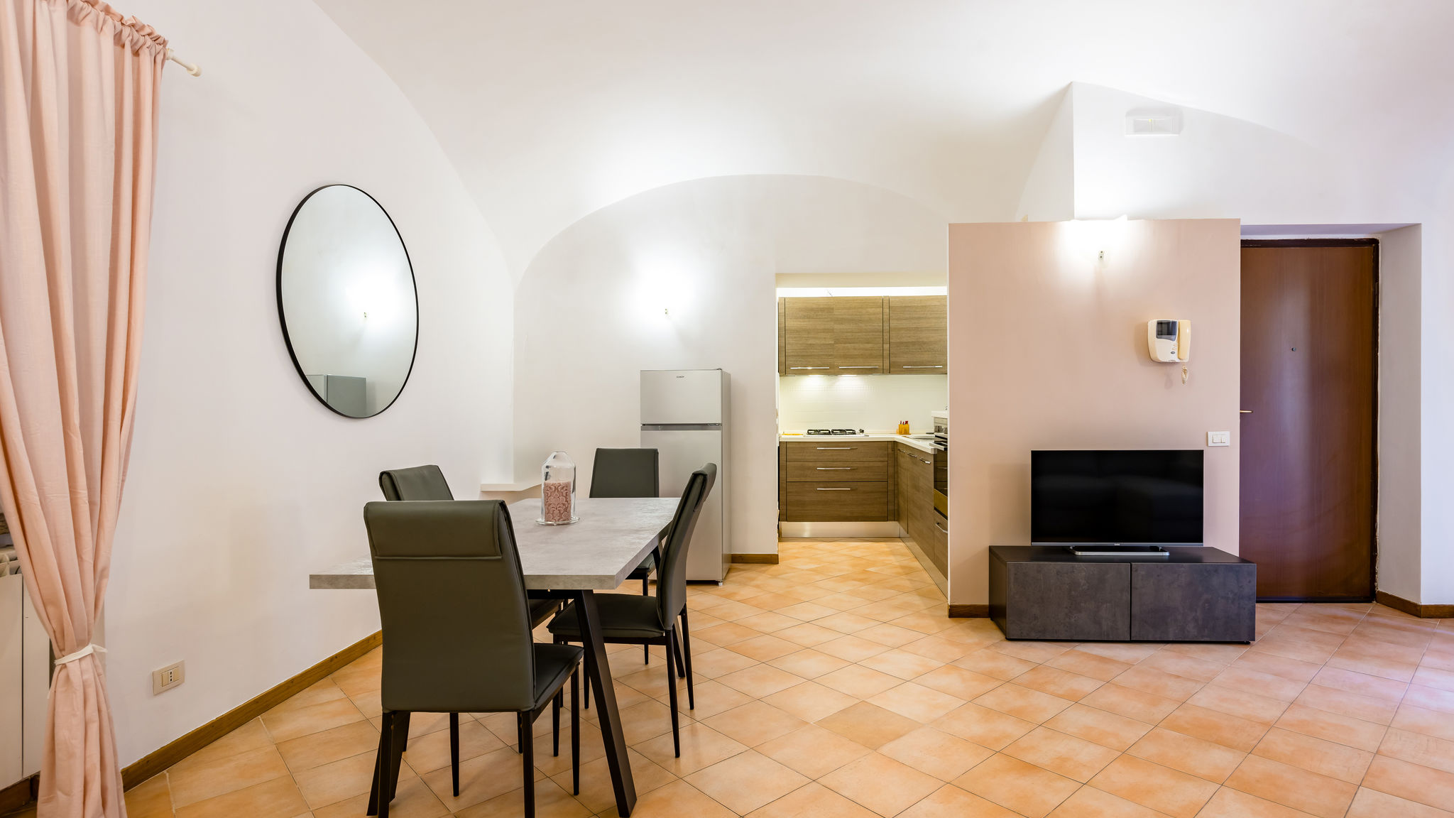 Italianway Napoli Materdei Beautiful Terrace by NapoliApartments