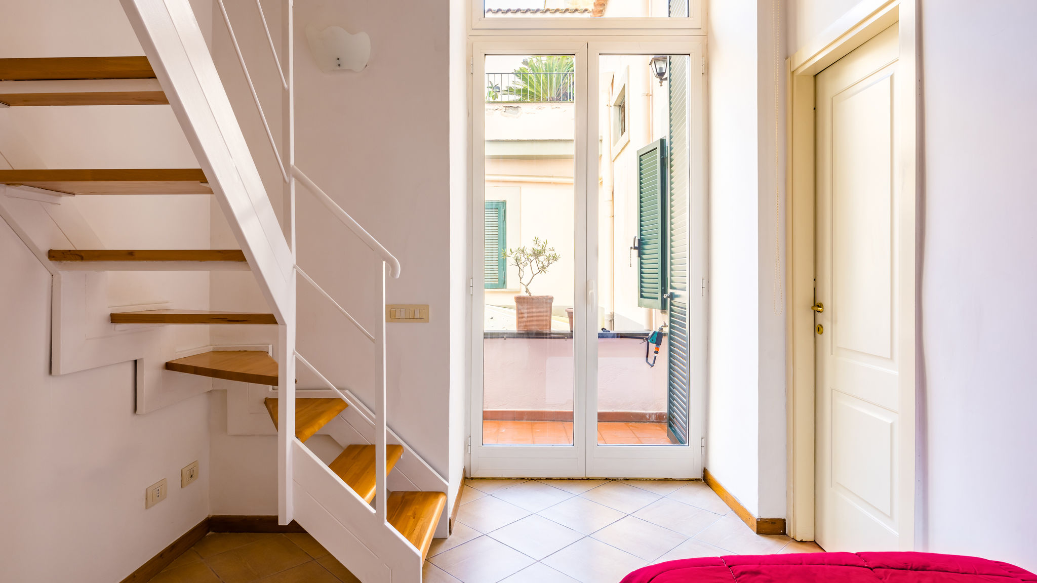 Italianway Napoli Materdei Beautiful Terrace by NapoliApartments