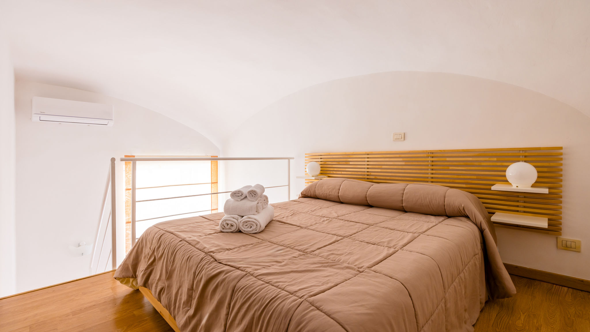Italianway Napoli Materdei Beautiful Terrace by NapoliApartments