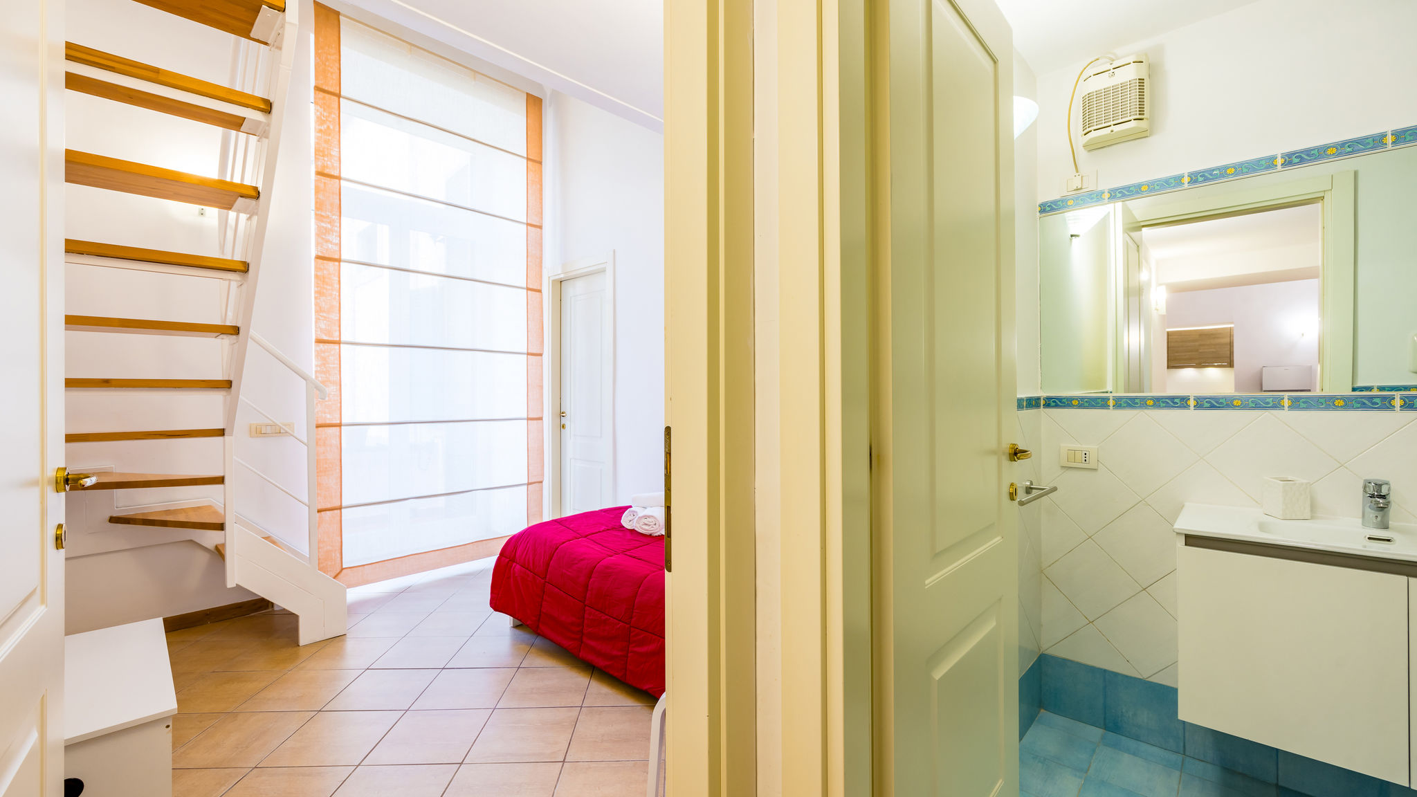 Italianway Napoli Materdei Beautiful Terrace by NapoliApartments