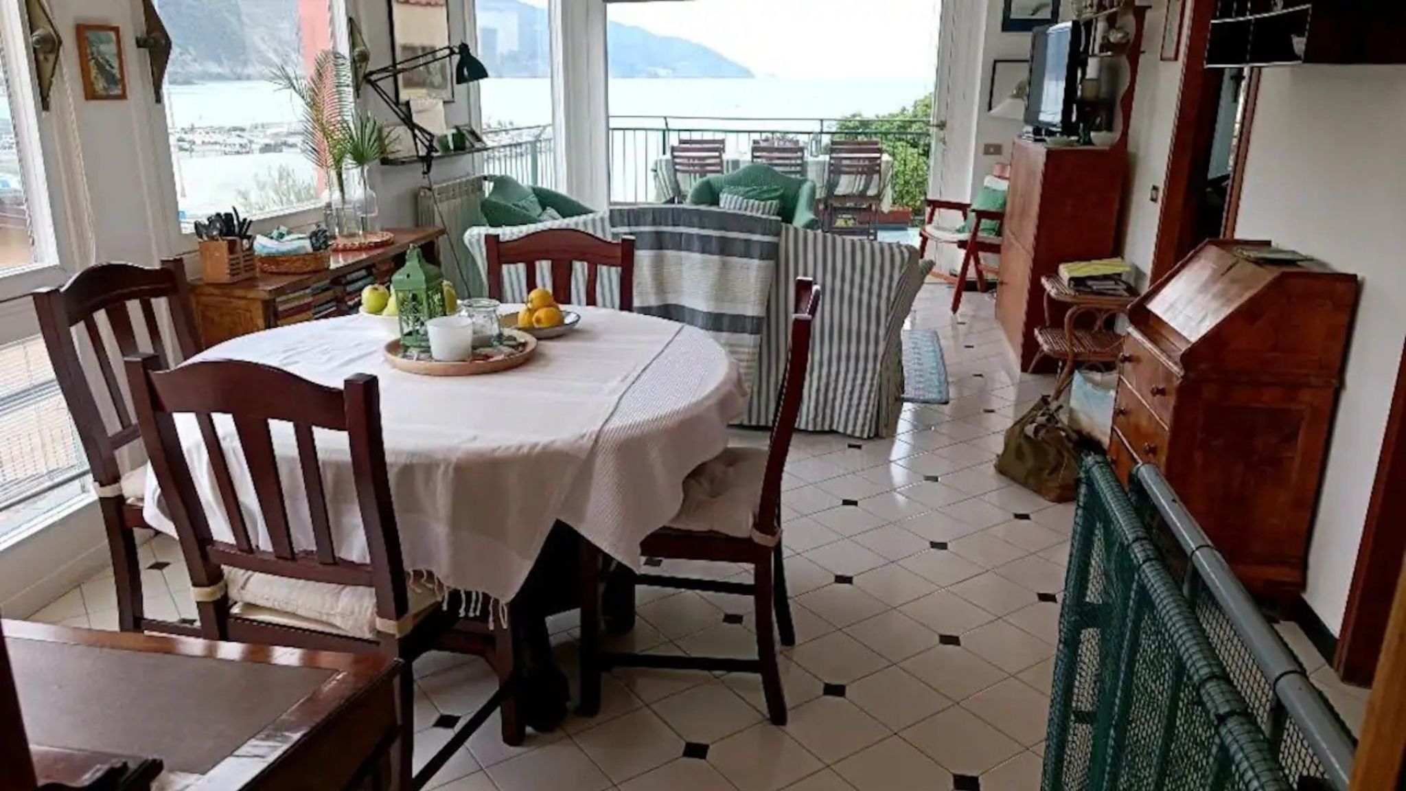 Italianway Monterosso al Mare The Stork's Nest 'La Cicogna' sea views terrace