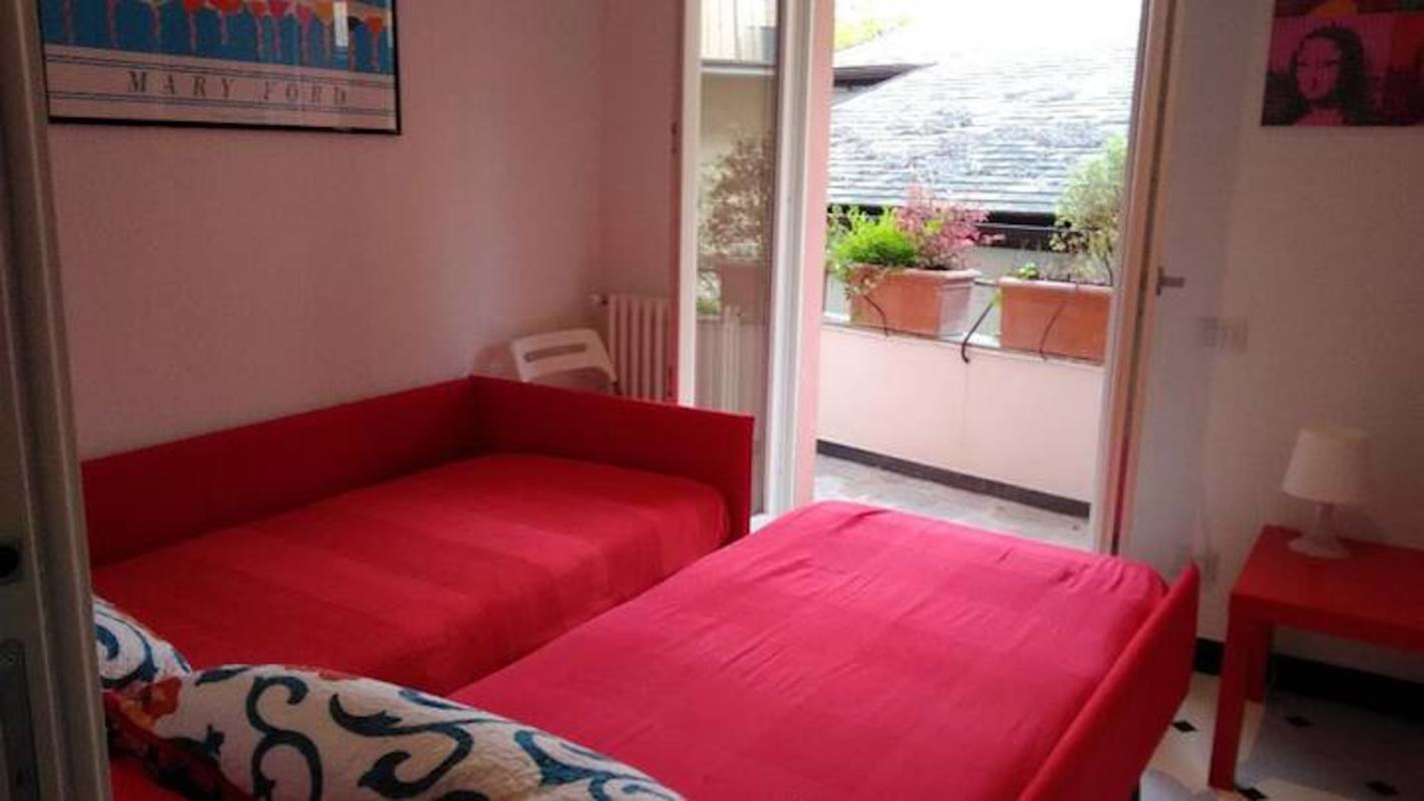 Italianway Monterosso al Mare Serena's Beach Side Apt with Parking and A/C