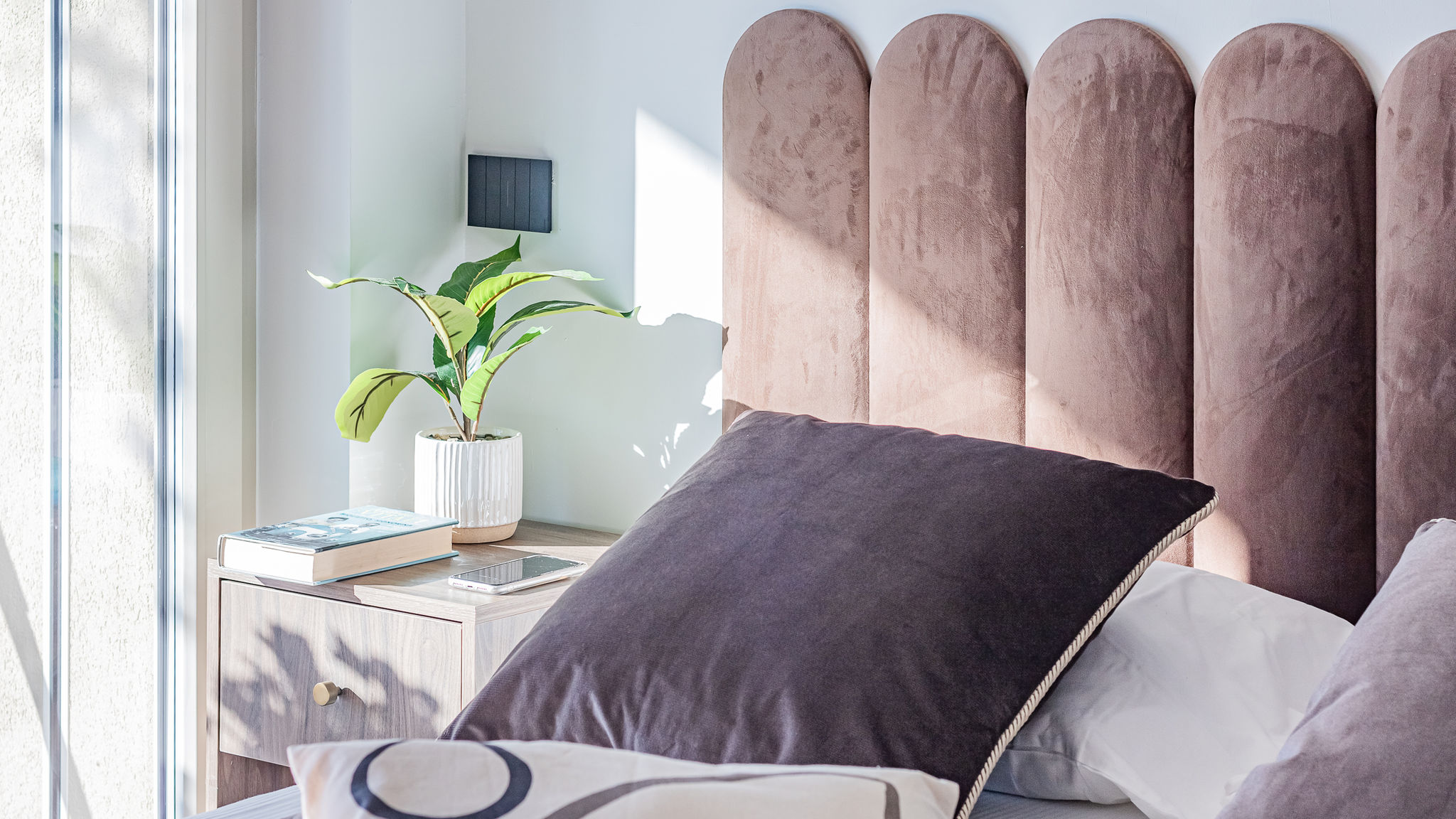 Italianway Como Aurora Apartment by Rent All Como